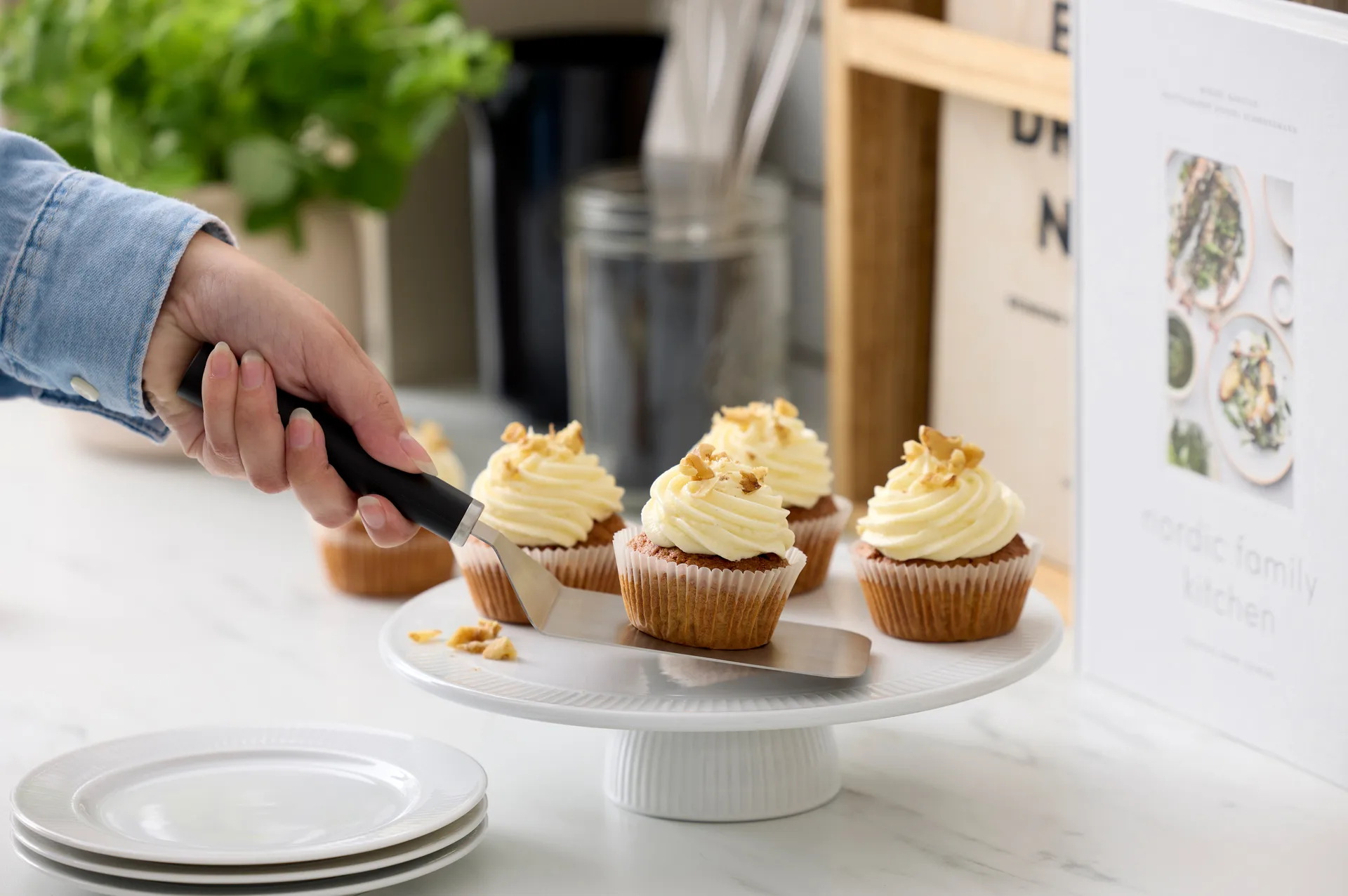 Spatule large Emma en acier 26 cm, Black Rosti