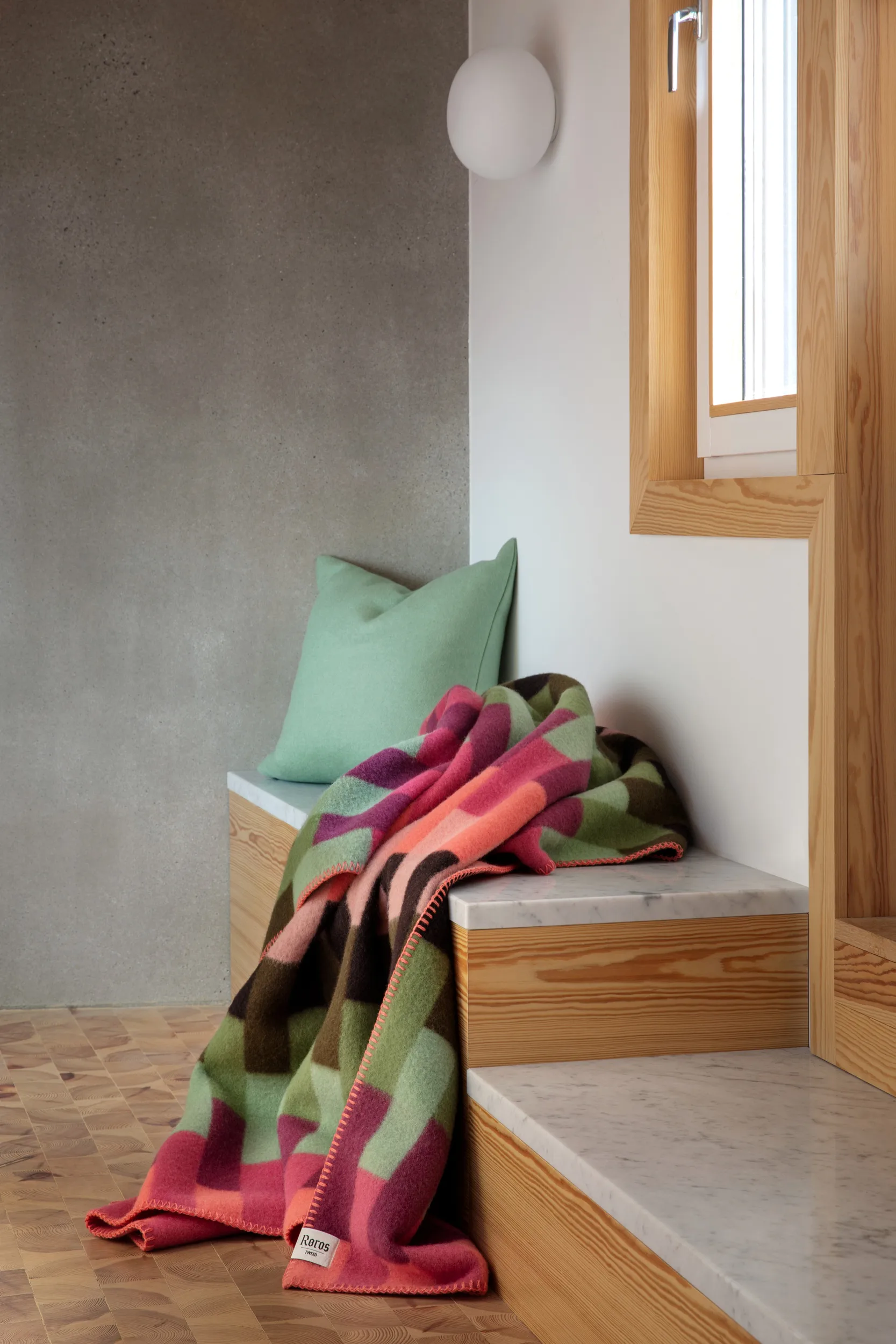 Plaid Åsmund bold 135x200 cm, Pink-green Røros Tweed