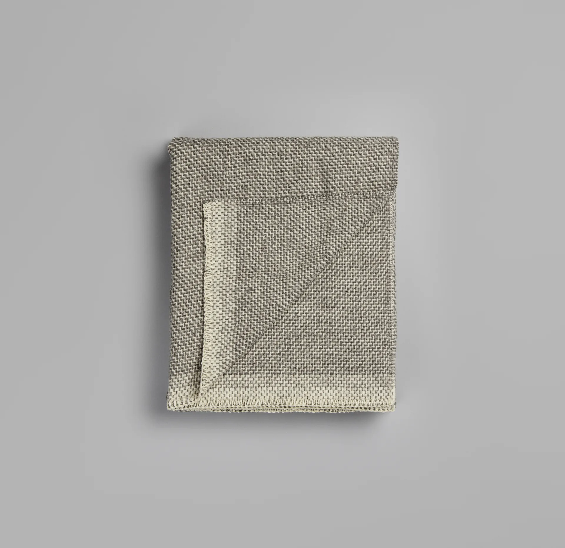 Plaid Una 150x200 cm, Grey Røros Tweed
