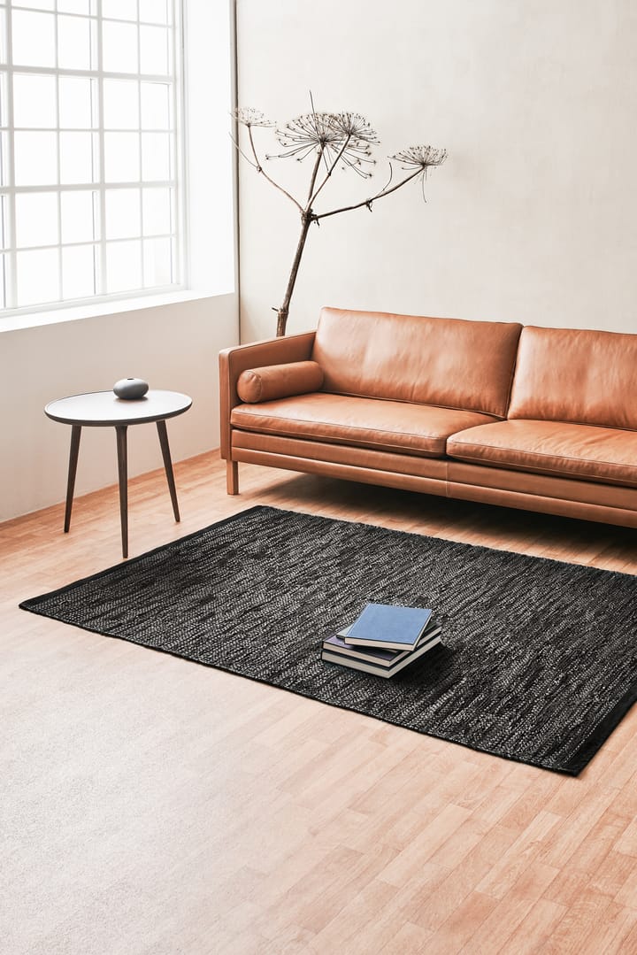 Tapis Leather 140x200cm, black (noir) Rug Solid