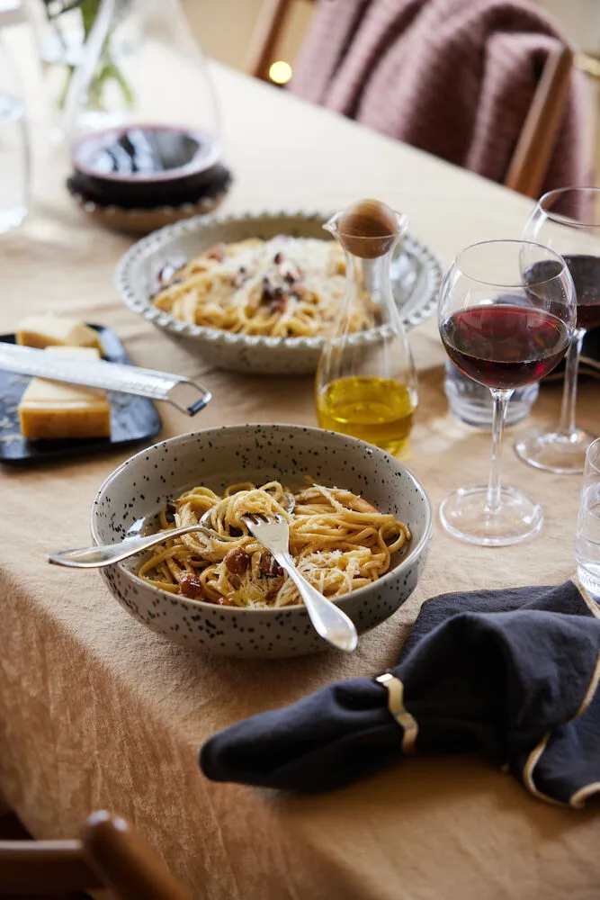 Assiette Hanna 13x19 cm, Noir Sagaform