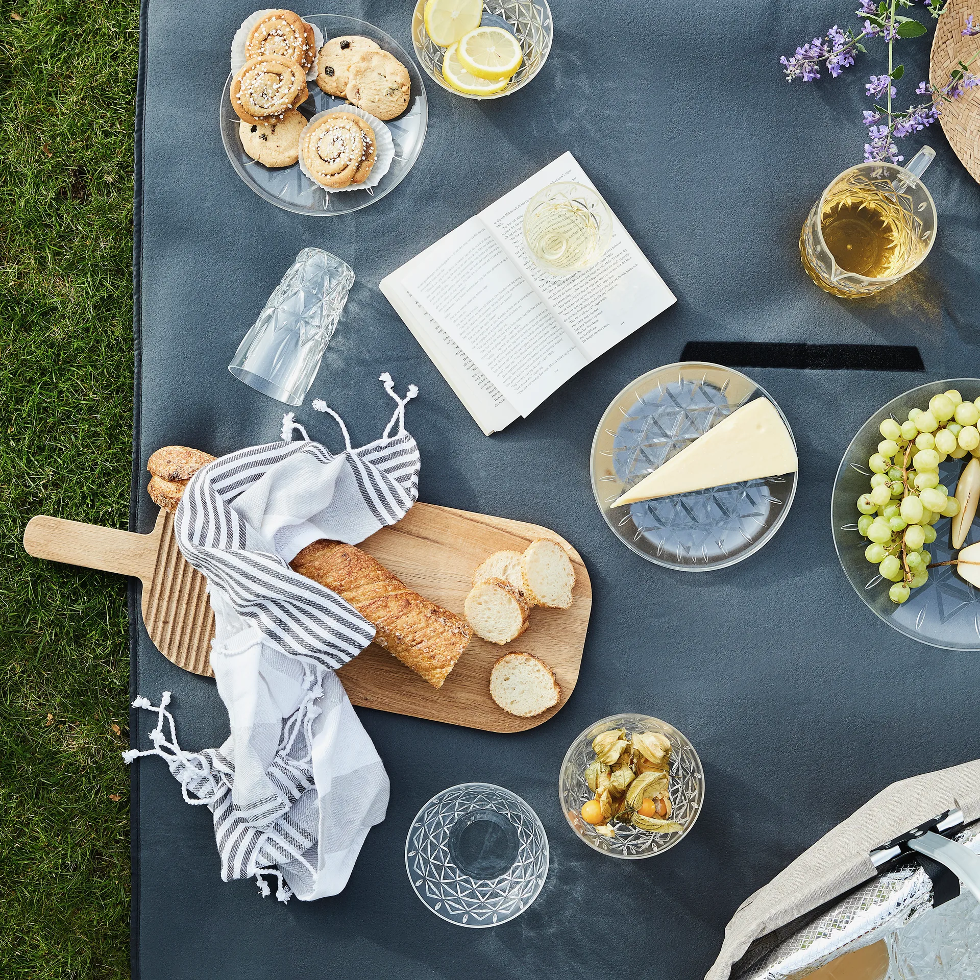 Planche à découper avec poignée en bambou Nature, 54 cm Sagaform