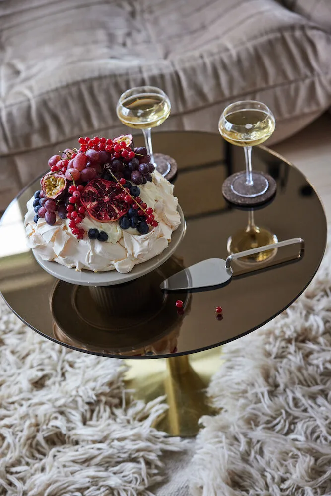 Plat à gâteau Flora Ø25,5 cm, Beige Sagaform