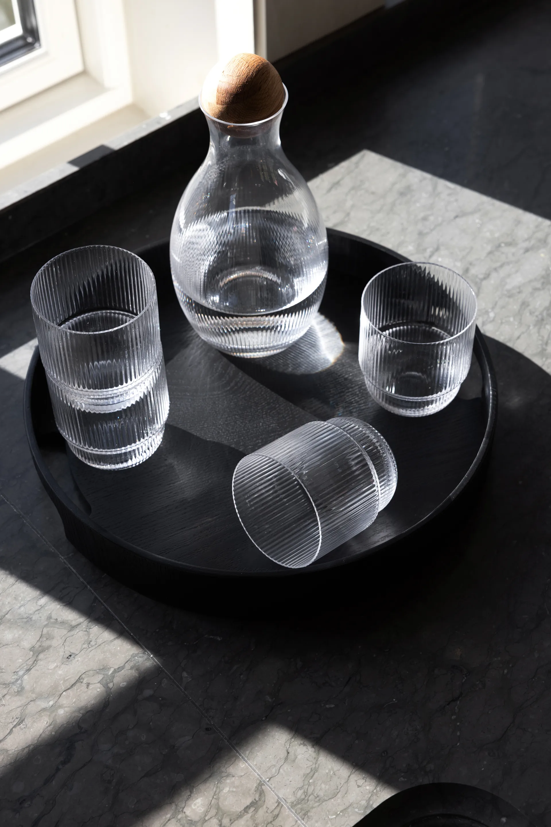 Plateau rond Hanna Ø35 cm, Noir Sagaform