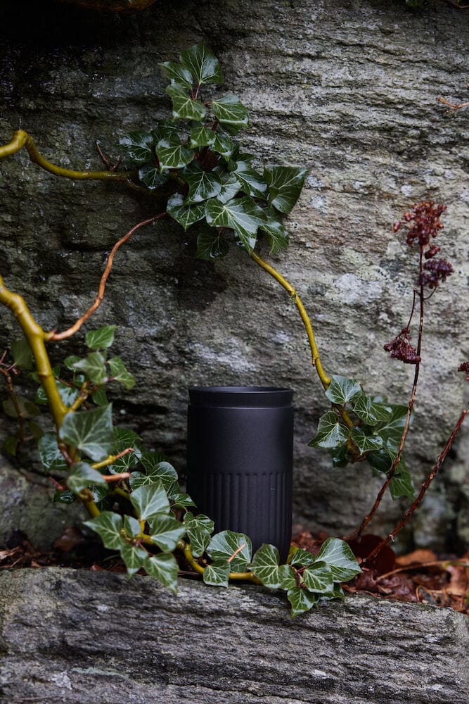 Tasse de voiture thermos Tova 32 cl, Noir Sagaform
