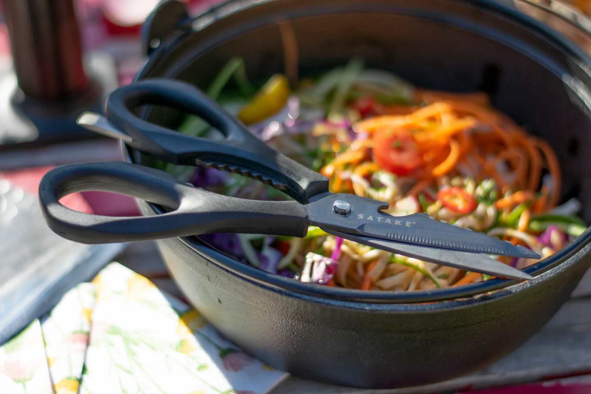 Ciseaux multifonctionnels en coffret cadeau Satake, Noir Satake