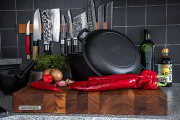 Pot en fonte avec couvercle - Ø26 cm - Satake