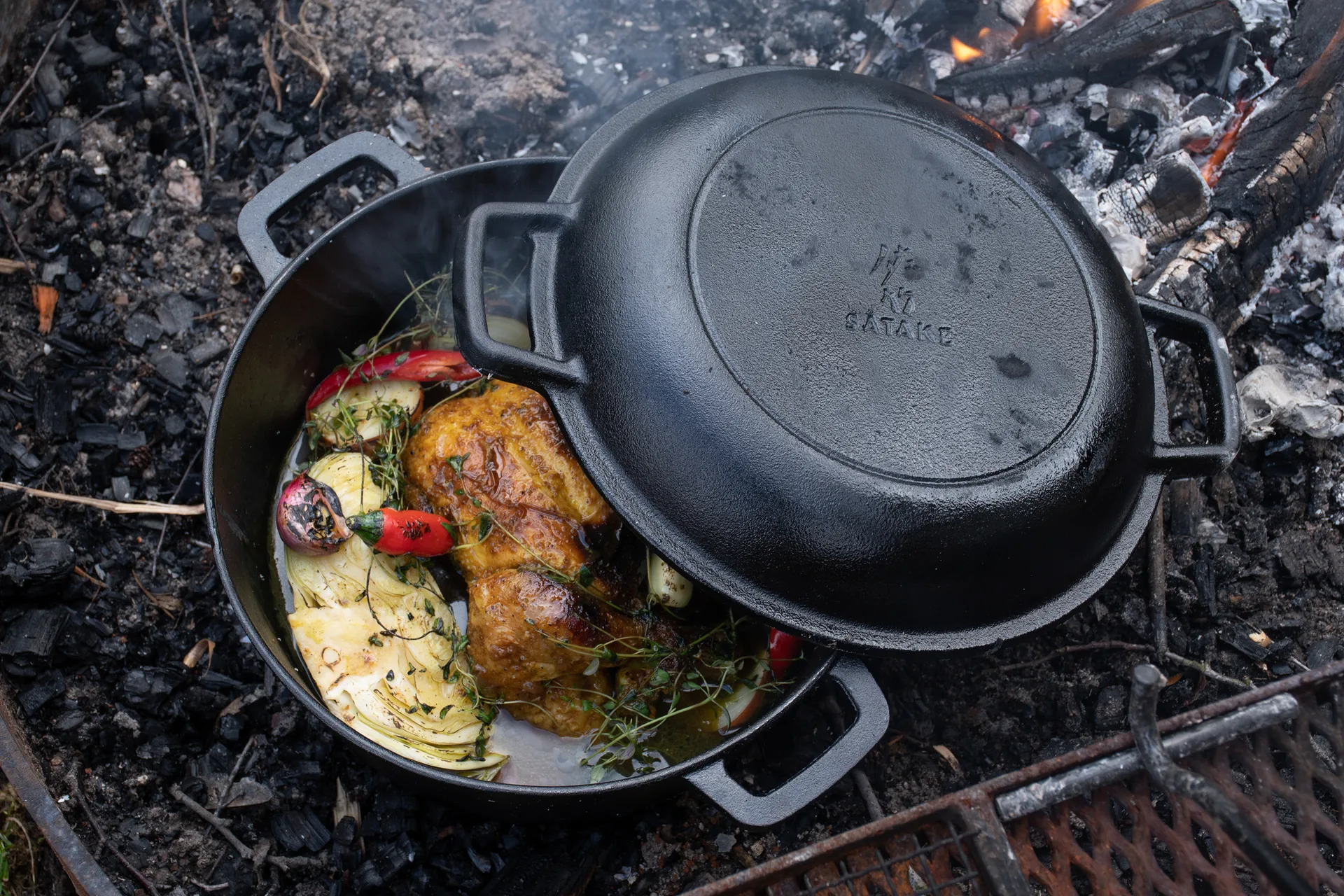 Pot en fonte avec couvercle, Ø26 cm Satake