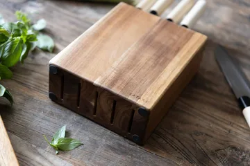 Satake porte-couteaux - Acacia, 5 couteaux, 22,8x18x8 cm - Satake