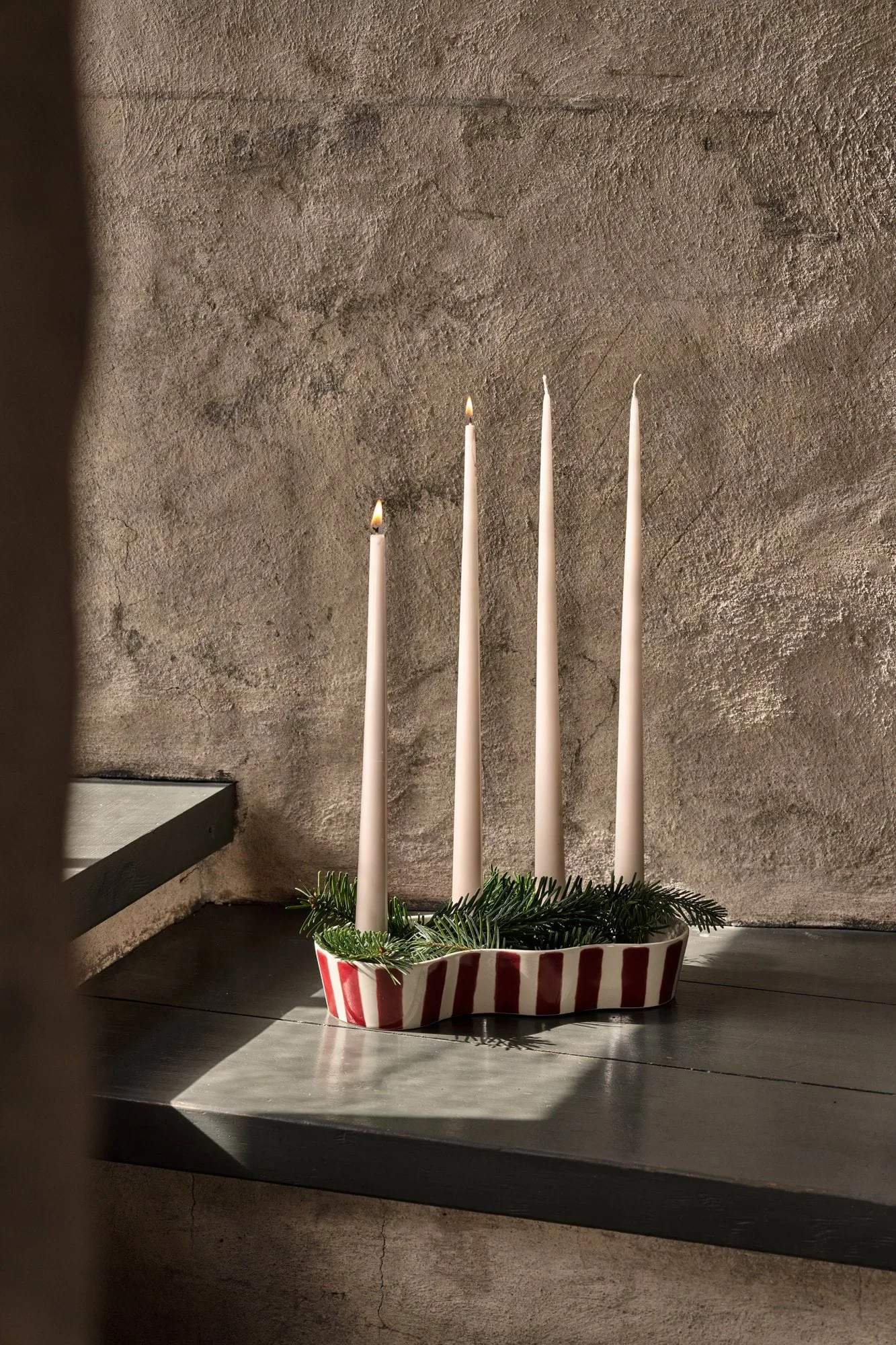 Bougeoir de l’Avent Ember, Rouge-blanc, 15×27,3 cm Scandi Living Bougeoir de l’Avent Ember, Rouge-blanc, 15×27,3 cm Scandi Living