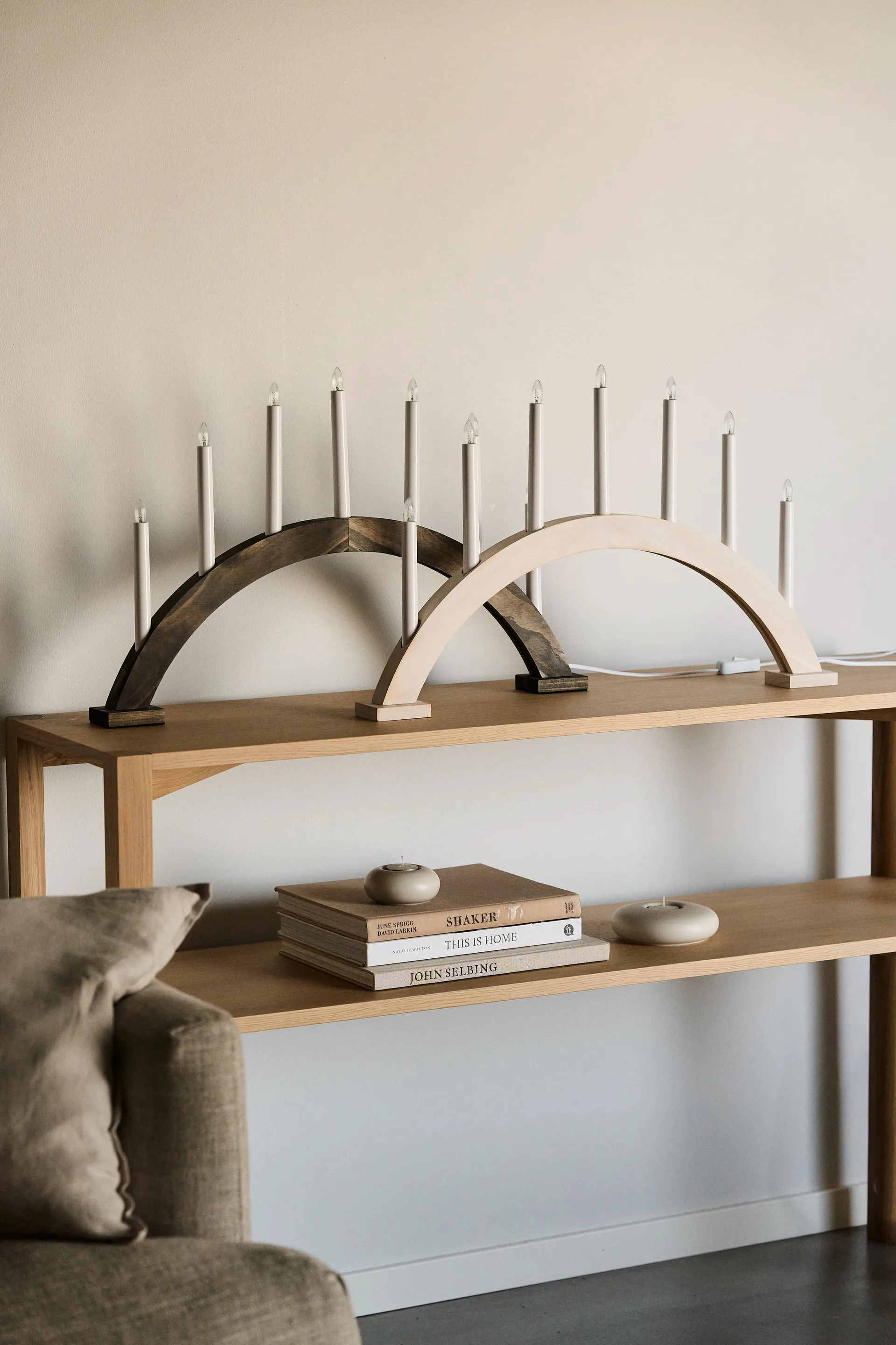 Bougeoir de l'avent Sky arc 41 cm, Blanc émaillé Scandi Living