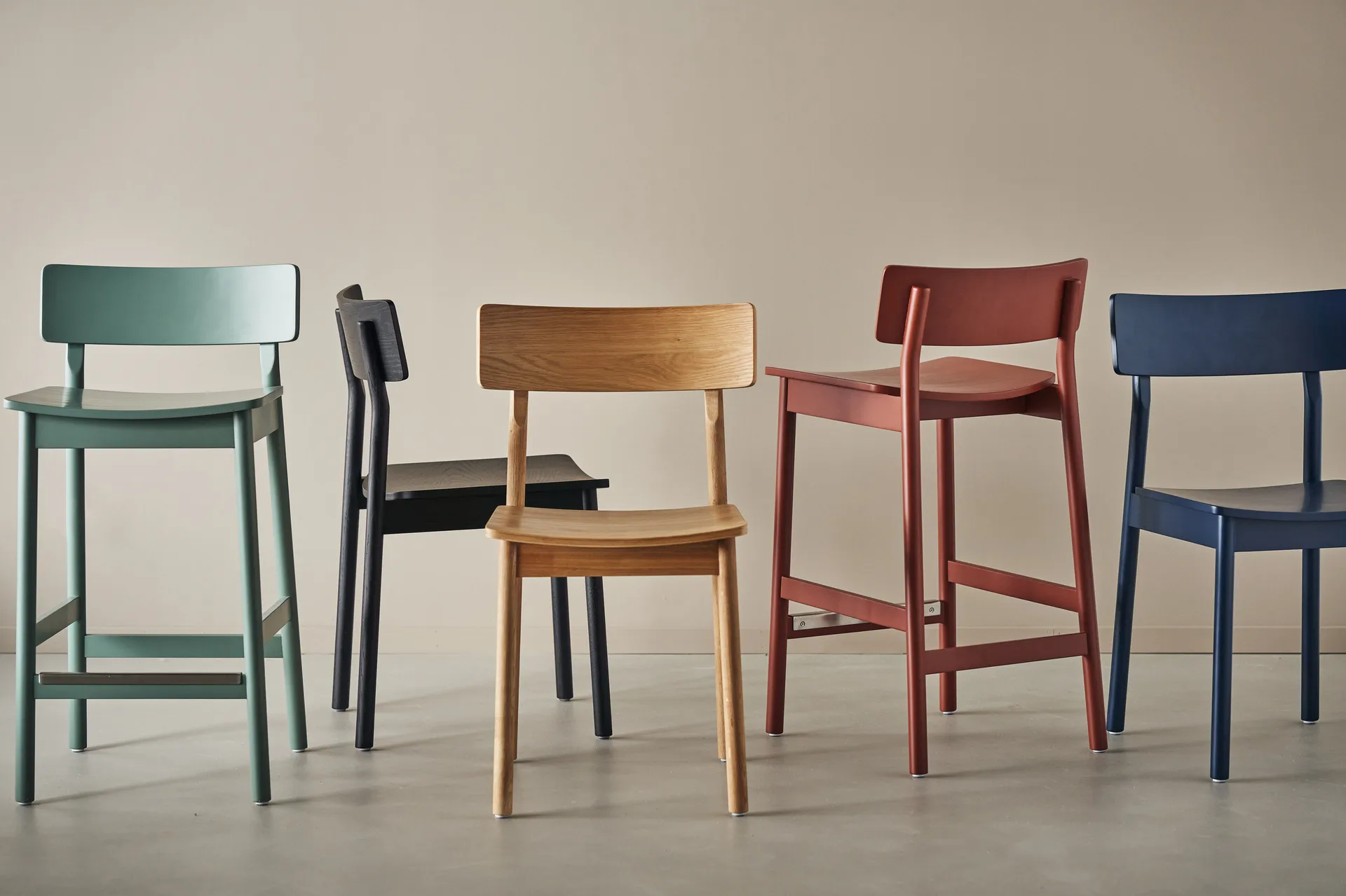 Chaise Horizon, Laqurered oak Scandi Living