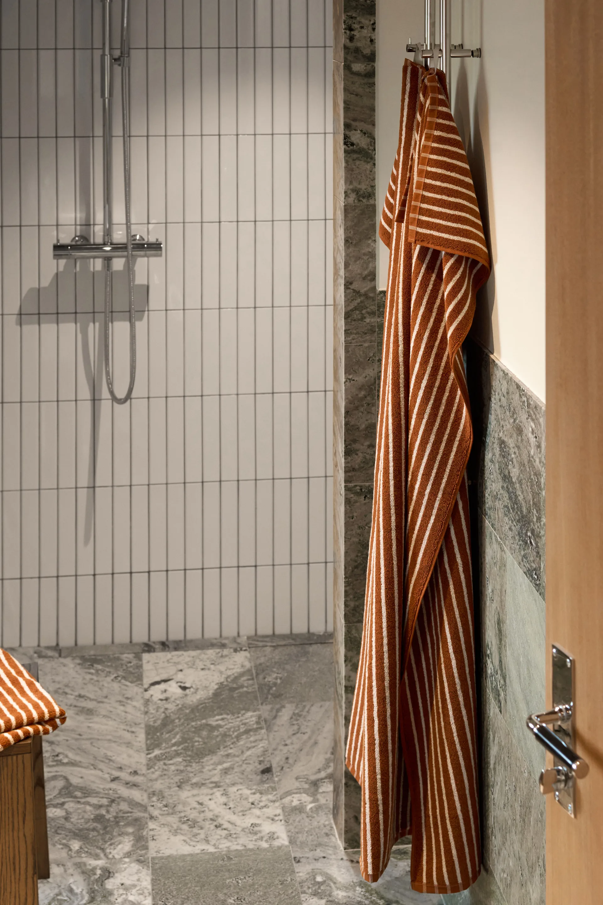 Ensemble de serviettes Drift 4 pièces - Marron-blanc,  Scandi Living