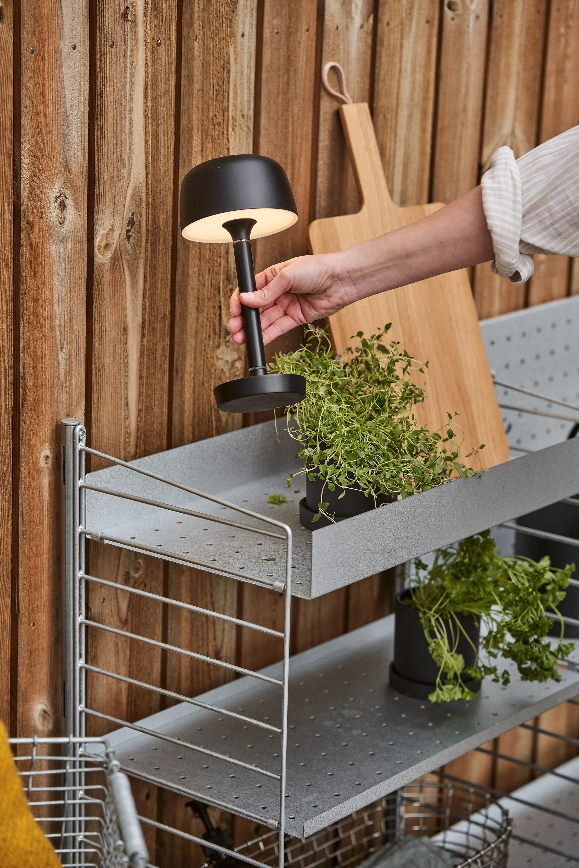 Lampe de table portable Halo 25,5 cm, Black Scandi Living