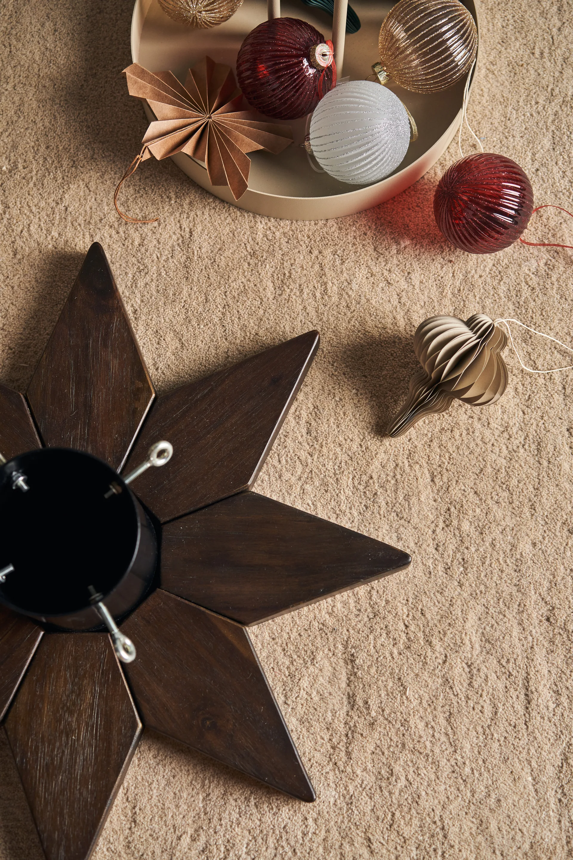 Pied de sapin de Noël Norr, Teinté foncé Scandi Living