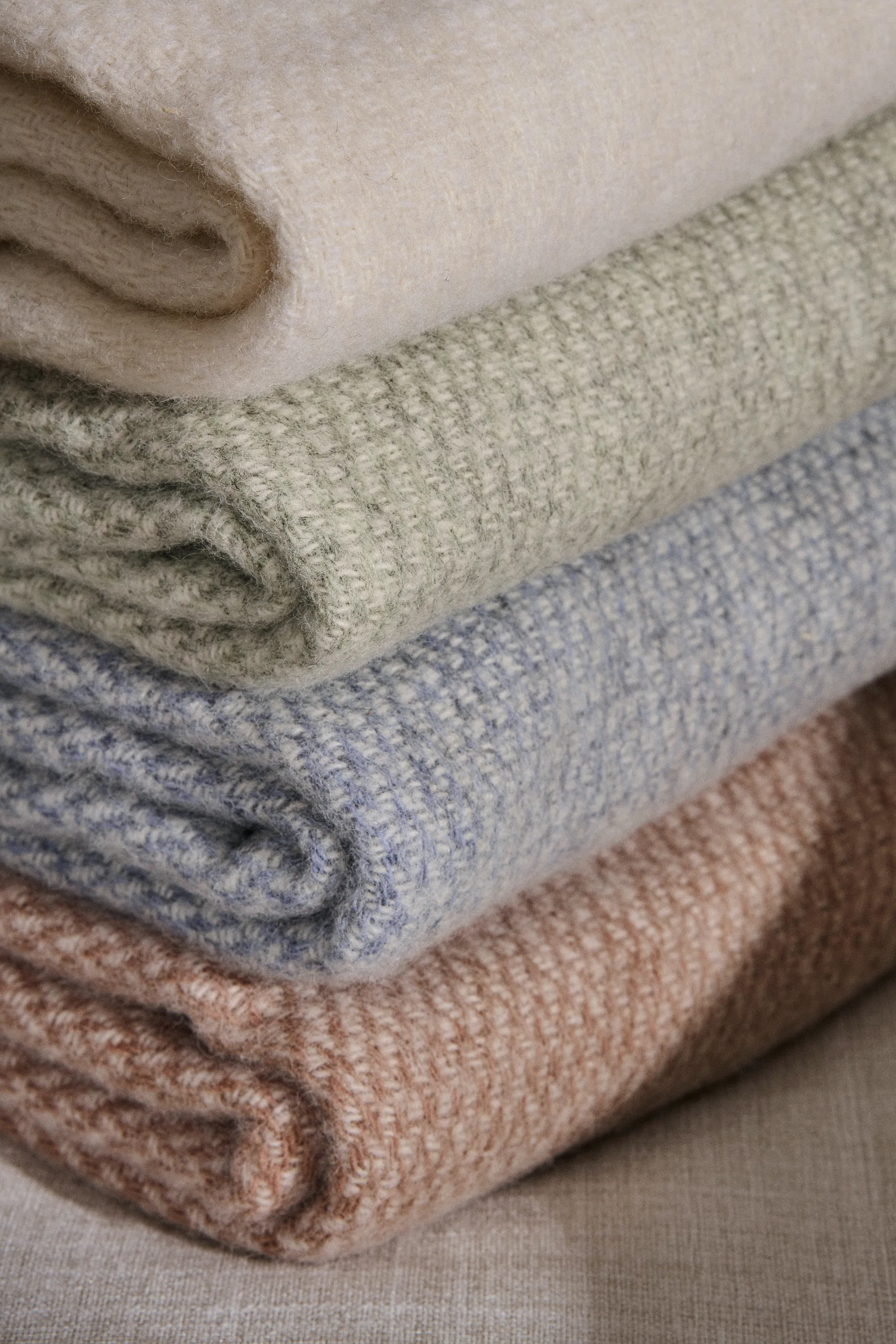 Plaid en laine Sandstone 130x180 cm, Mocca Scandi Living