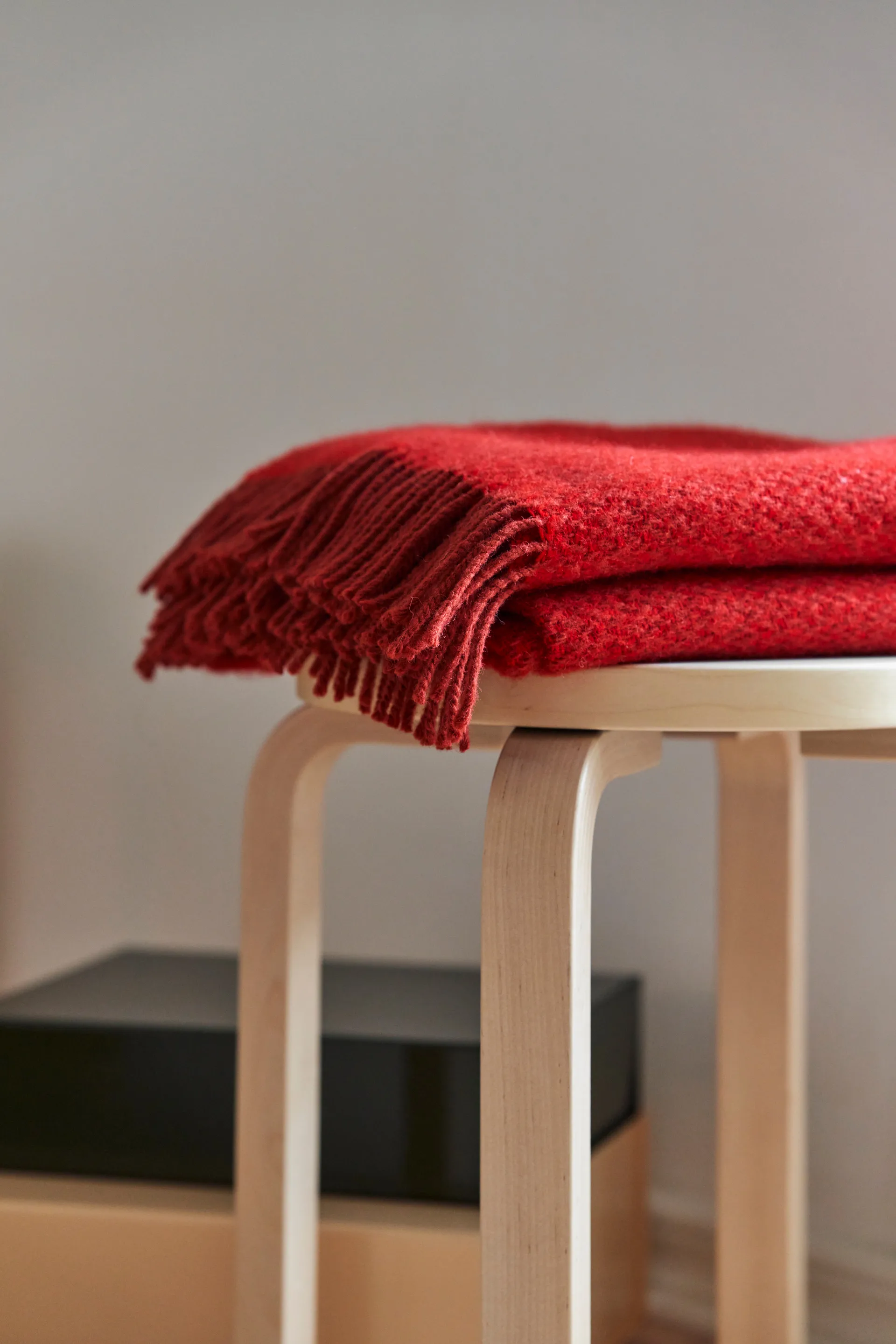Plaid en laine Sandstone 130x180 cm, Rouge Scandi Living