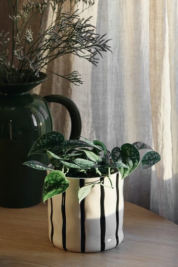 Pot Thrive Ø16 cm - Blanc-noir - Scandi Living