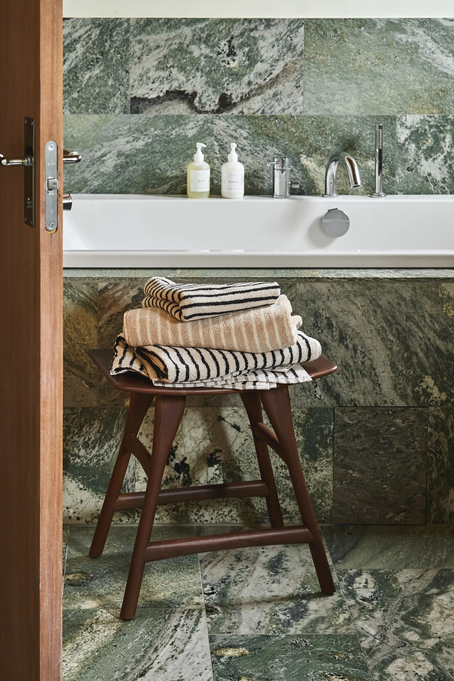 Serviette de bain Drift 70x140 cm, Beige-blanc Scandi Living