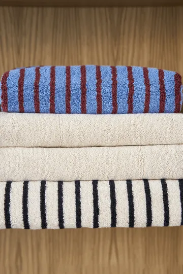 Serviette de bain Drift 70x140 cm - Bleu-rouge - Scandi Living