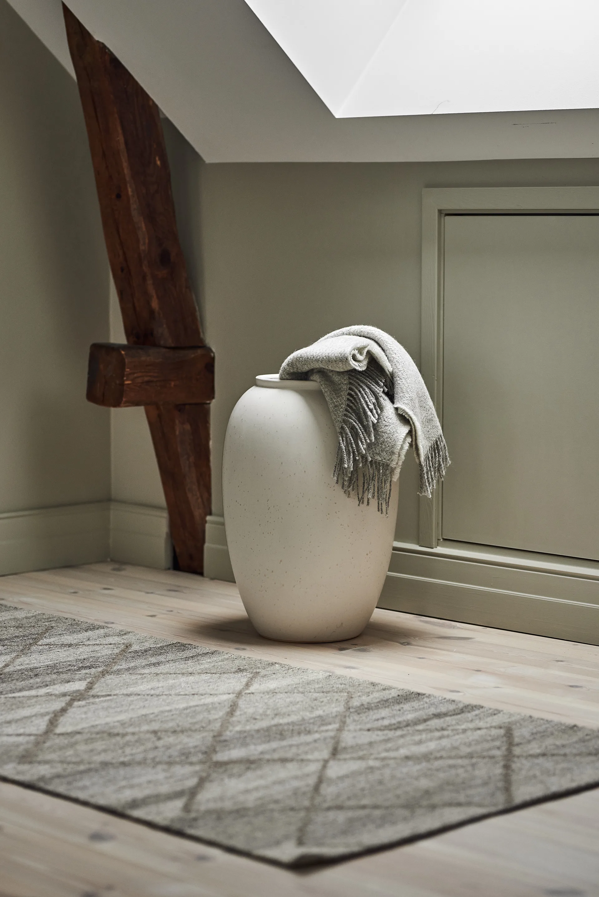 Tapis de laine gris nature Peak, 80x240 cm Scandi Living