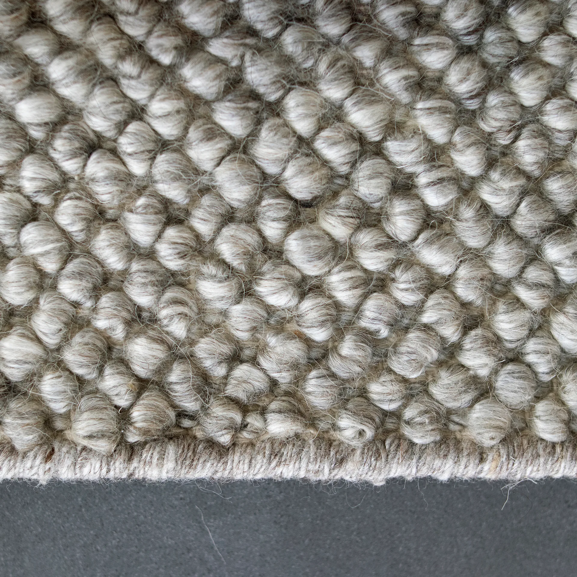 Tapis en laine Flock Nature gris, 170x240 cm Scandi Living
