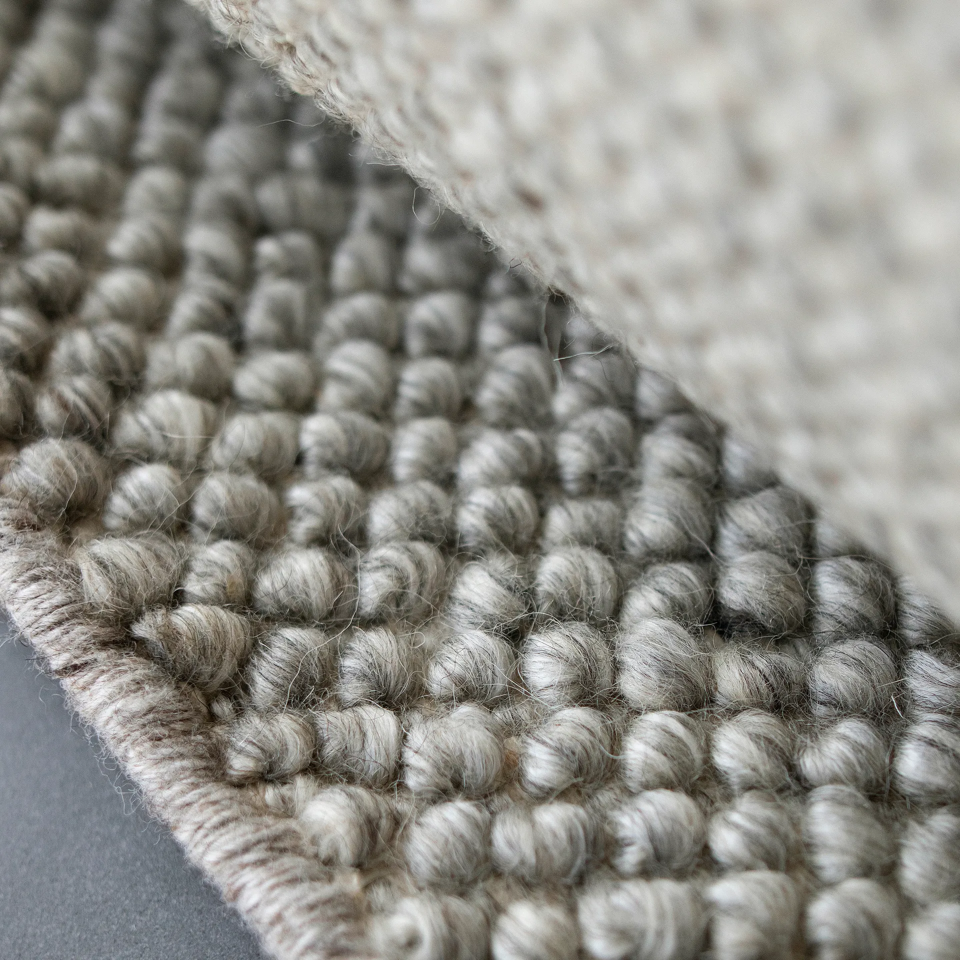 Tapis en laine Flock Nature gris, 170x240 cm Scandi Living