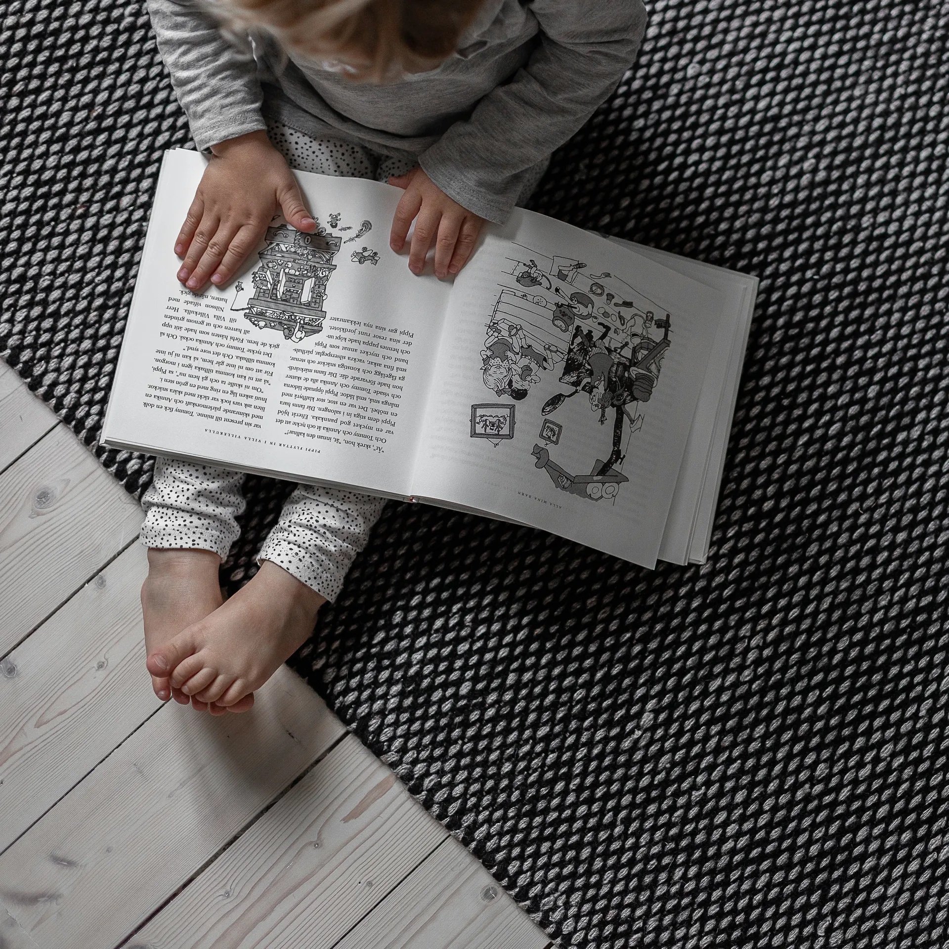 Tapis en laine Lea noir, 80 x 240cm Scandi Living