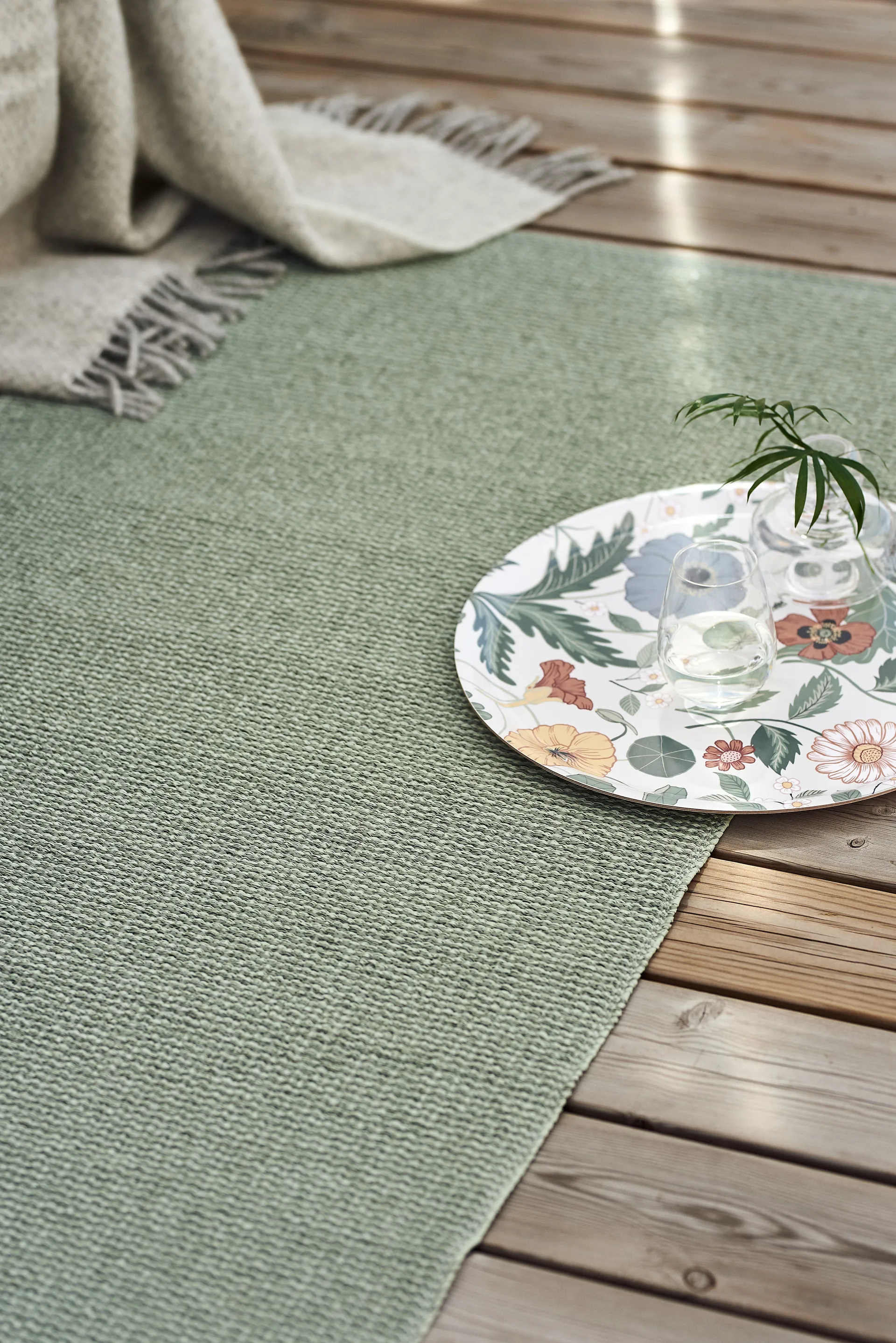 Tapis en plastique Mellow vert, 70x250cm Scandi Living