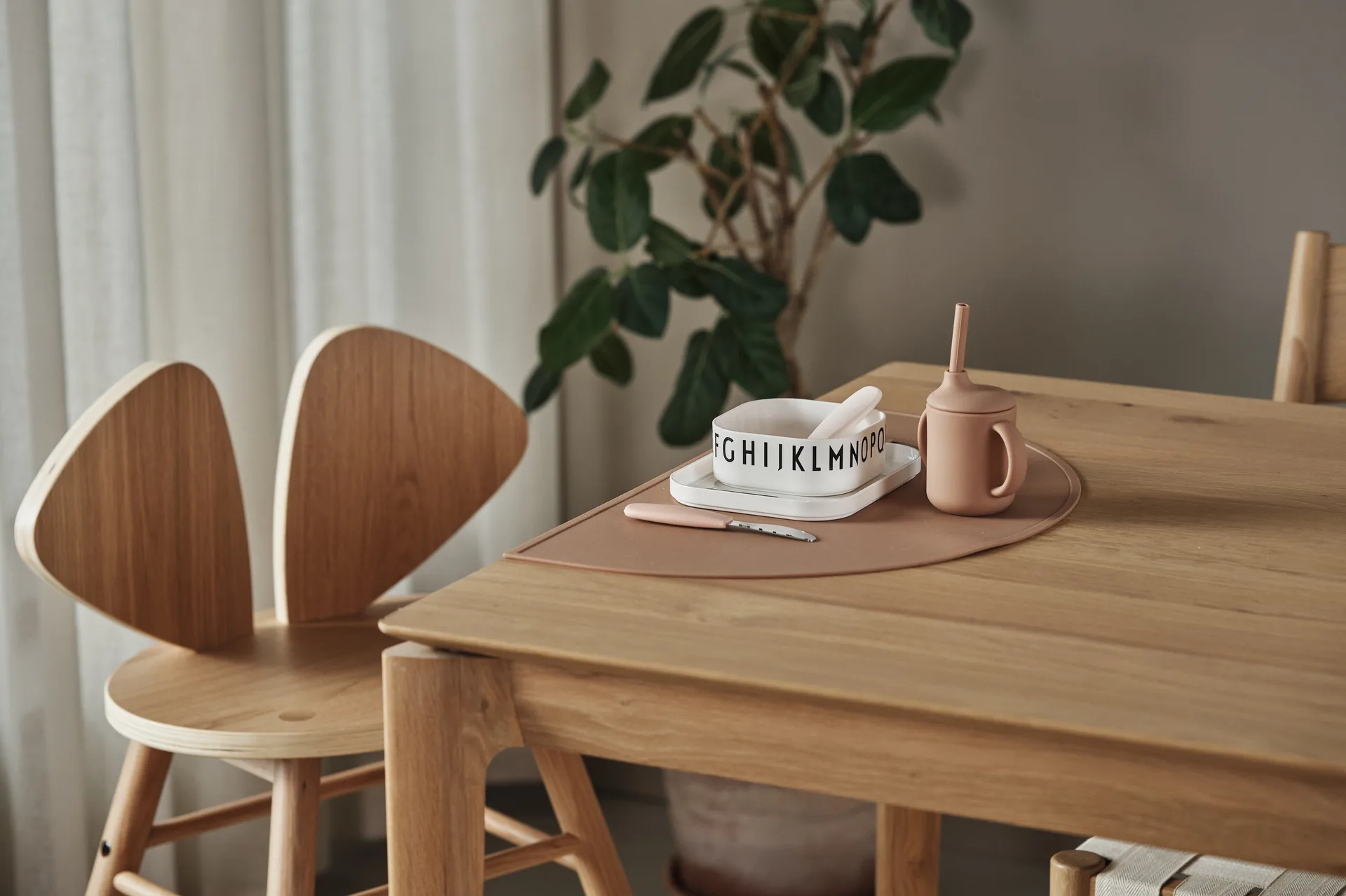 Tasse Idun avec paille en silicone 120 ml, Noisette Scandi Living