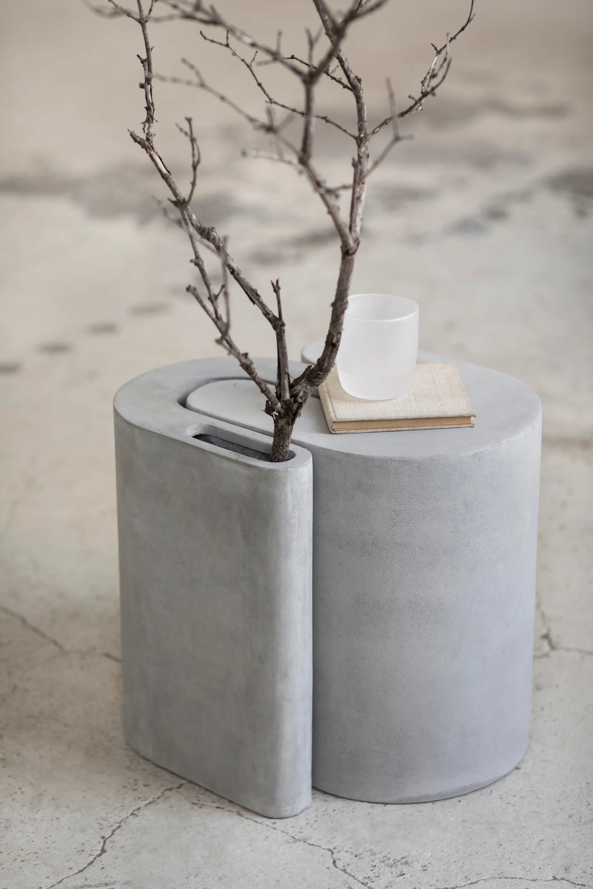 Tabouret/table d’appoint Concrete 37 cm, Grey Serax
