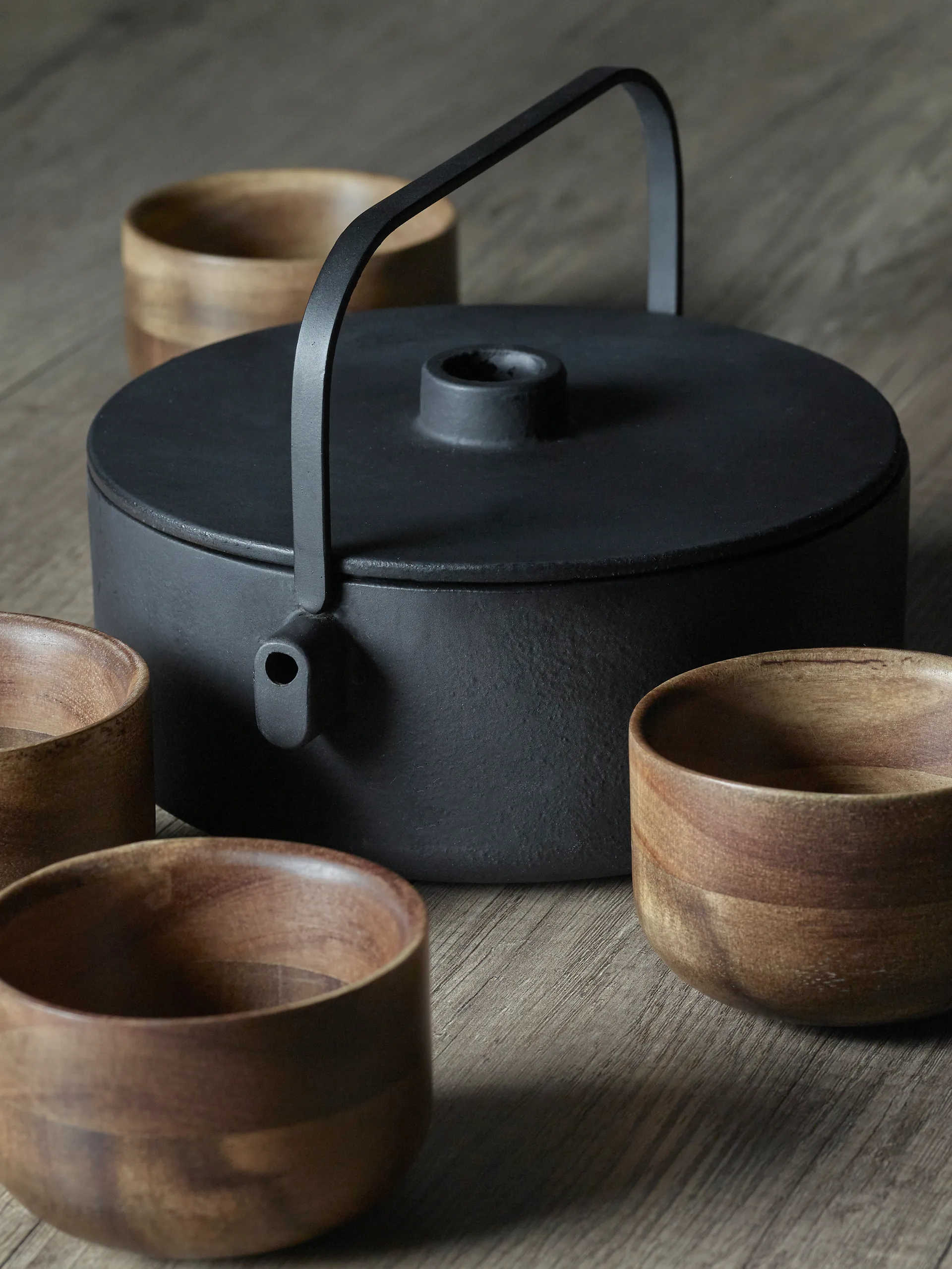 Théière en fonte Collage 1,2 l, Noir Serax