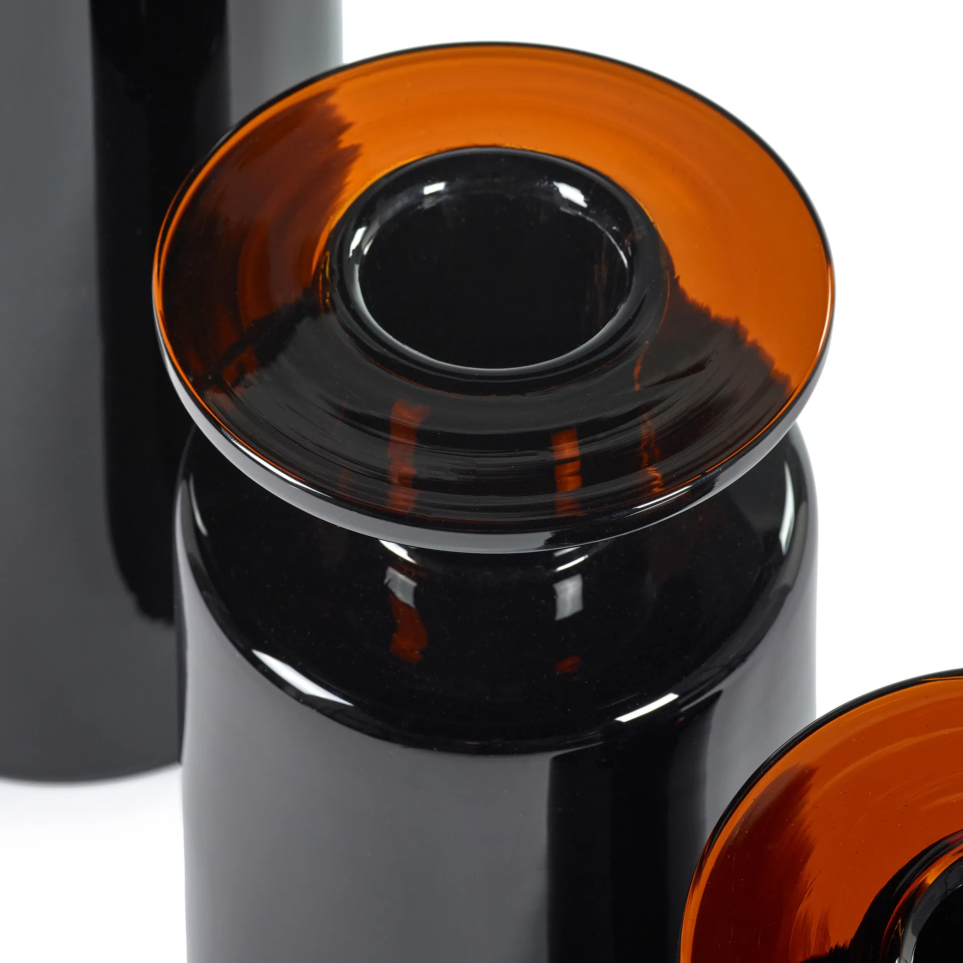 Vase Wind & Fire 27 cm, Black-dark brown Serax