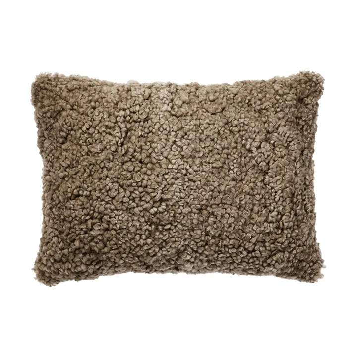 Coussin en peau de mouton Shepherd Lina 40 x 30 cm - Désert - Shepherd of Sweden