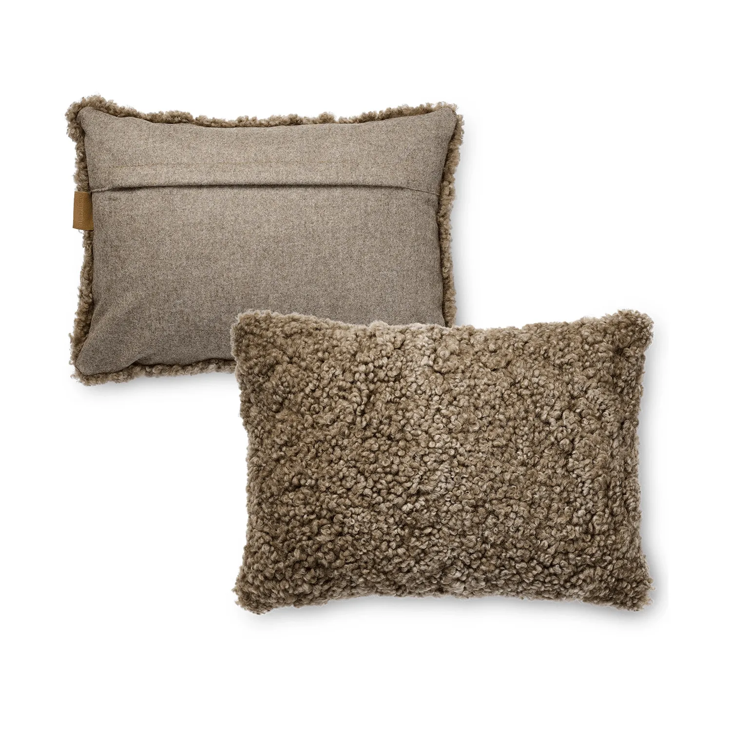 Coussin en peau de mouton Shepherd Lina 40 x 30 cm, Désert Shepherd of Sweden