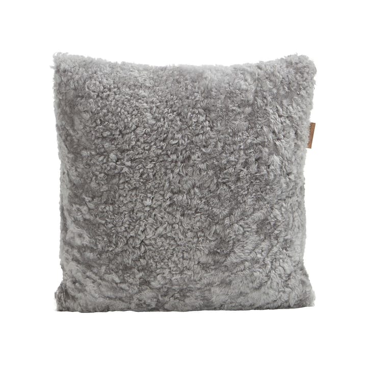 Coussin en peau de mouton Shepherd Lina 40 x 40 cm - granit - Shepherd of Sweden