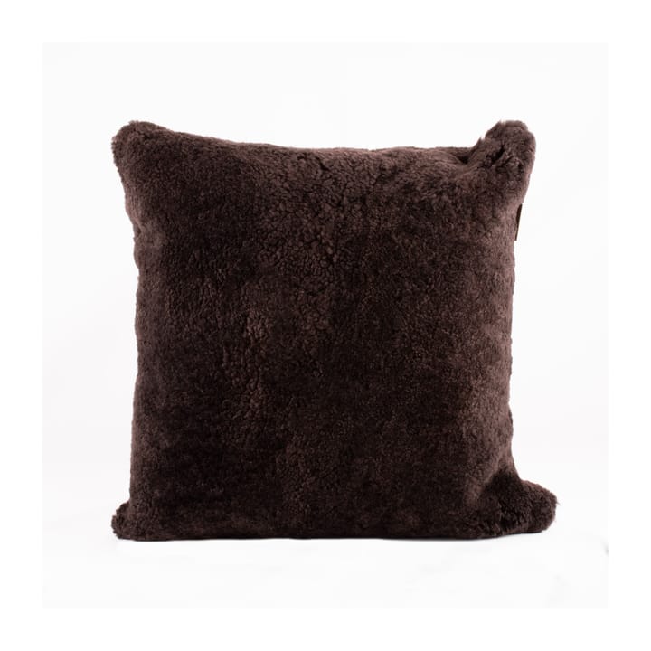 Coussin en peau de mouton Shepherd Lina 40 x 40 cm - marron foncé - Shepherd of Sweden