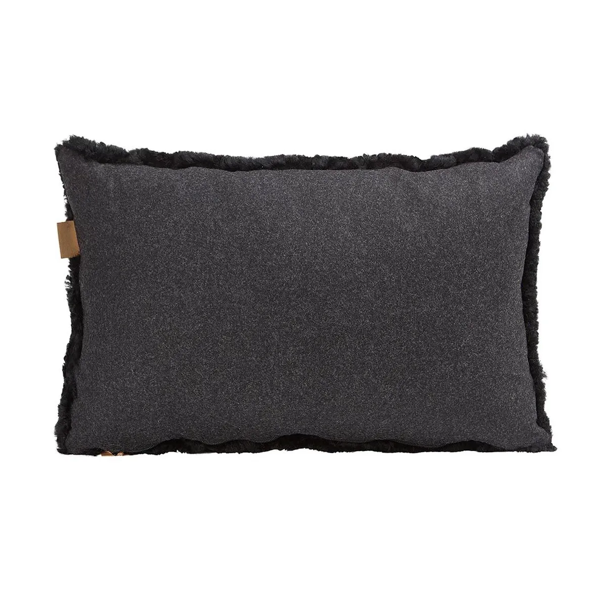 Coussin en peau de mouton Shepherd Lina 60 x 40 cm, noir Shepherd of Sweden