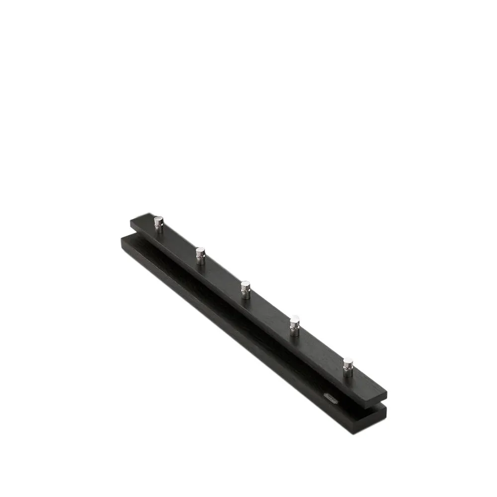 Porte-manteau Cutter, Chêne noirci, 5 pcs boutons Skagerak