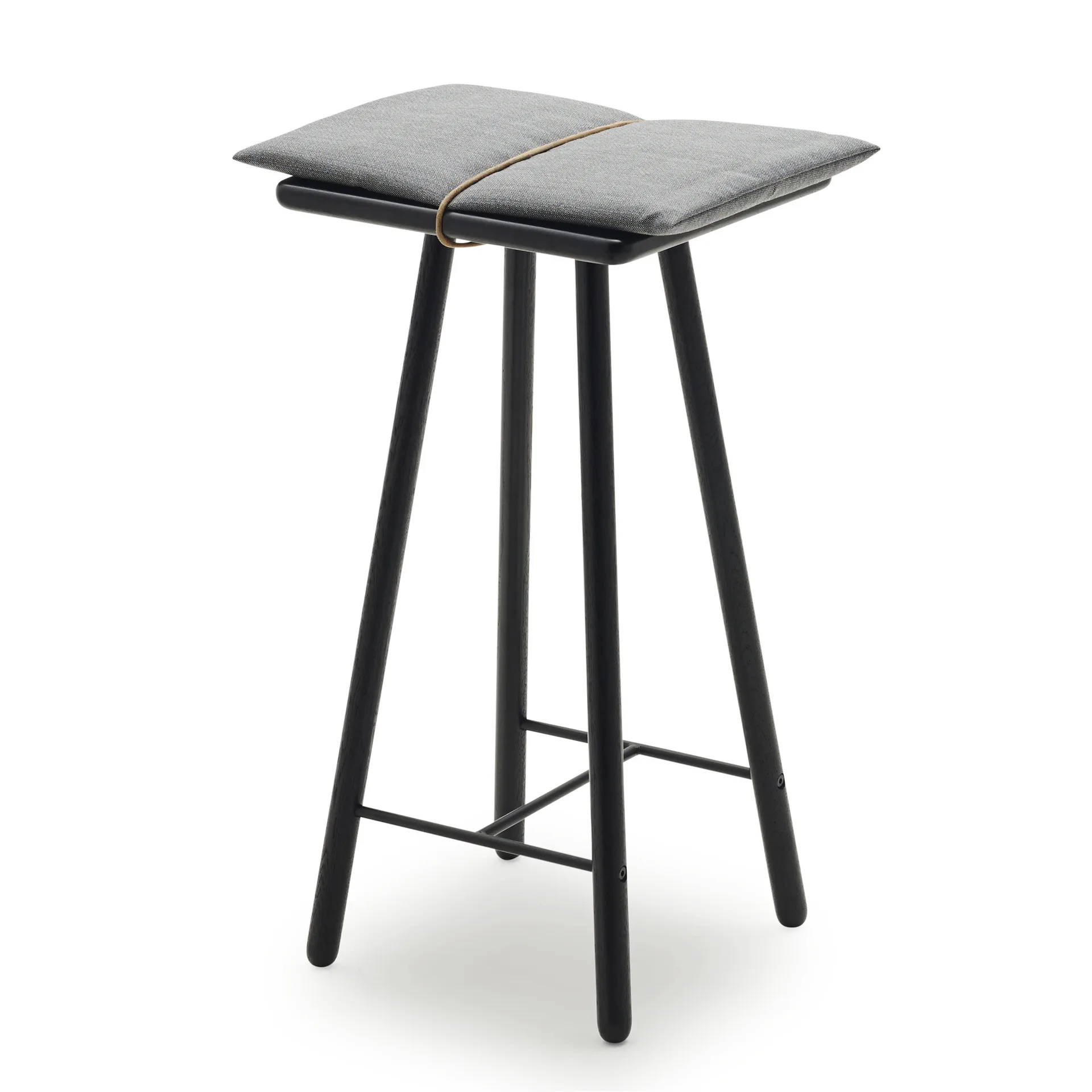 Tabouret de bar Georg bas, Chêne laqué noir Skagerak