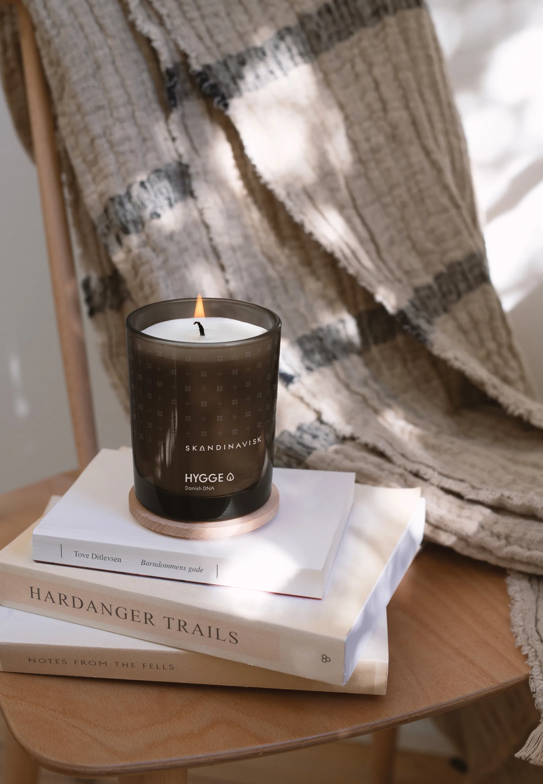 Bougie parfumée avec couvercle Hygge, 65 g Skandinavisk