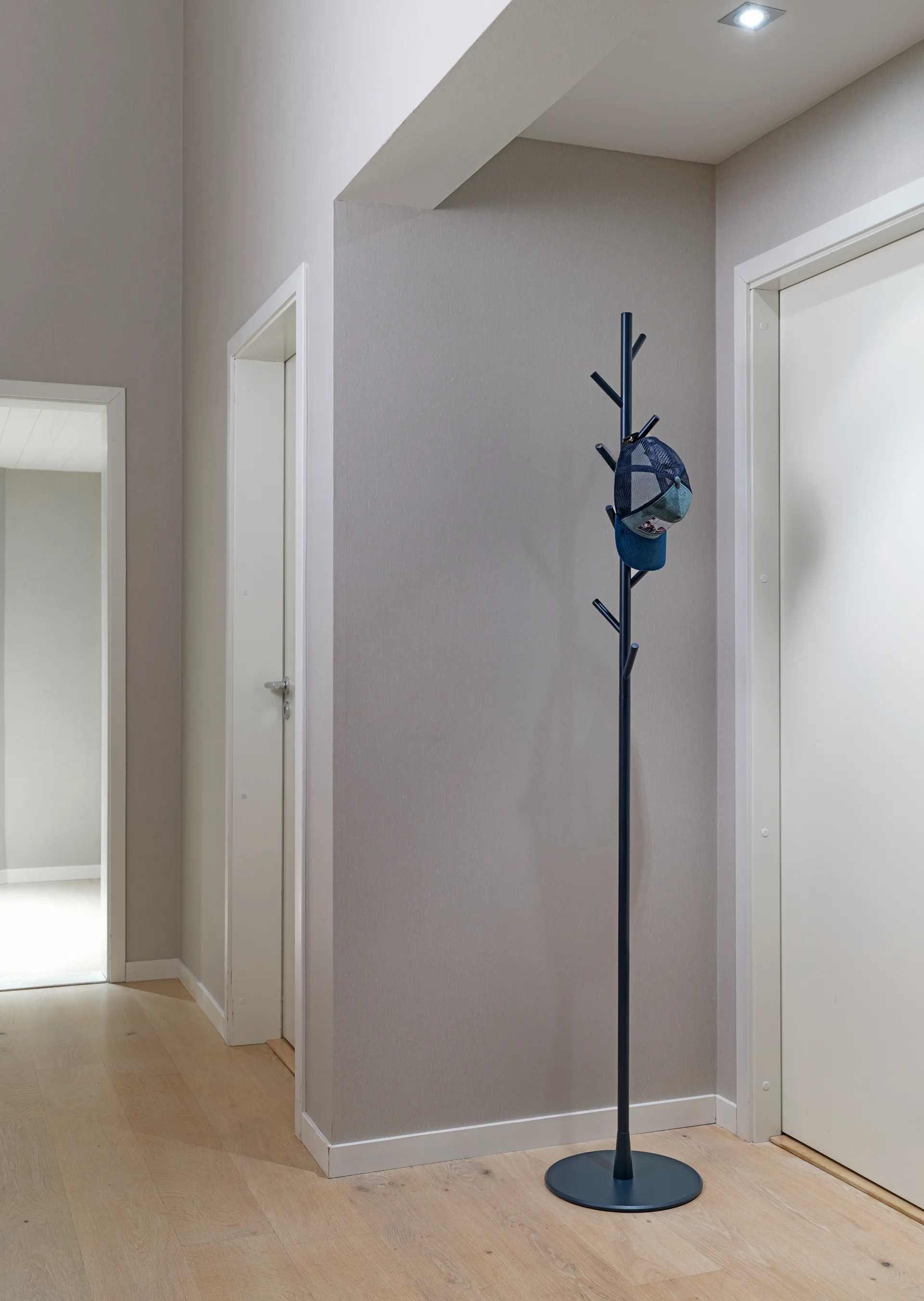 Porte-manteau Sticks - sur pied, Tistel SMD Design