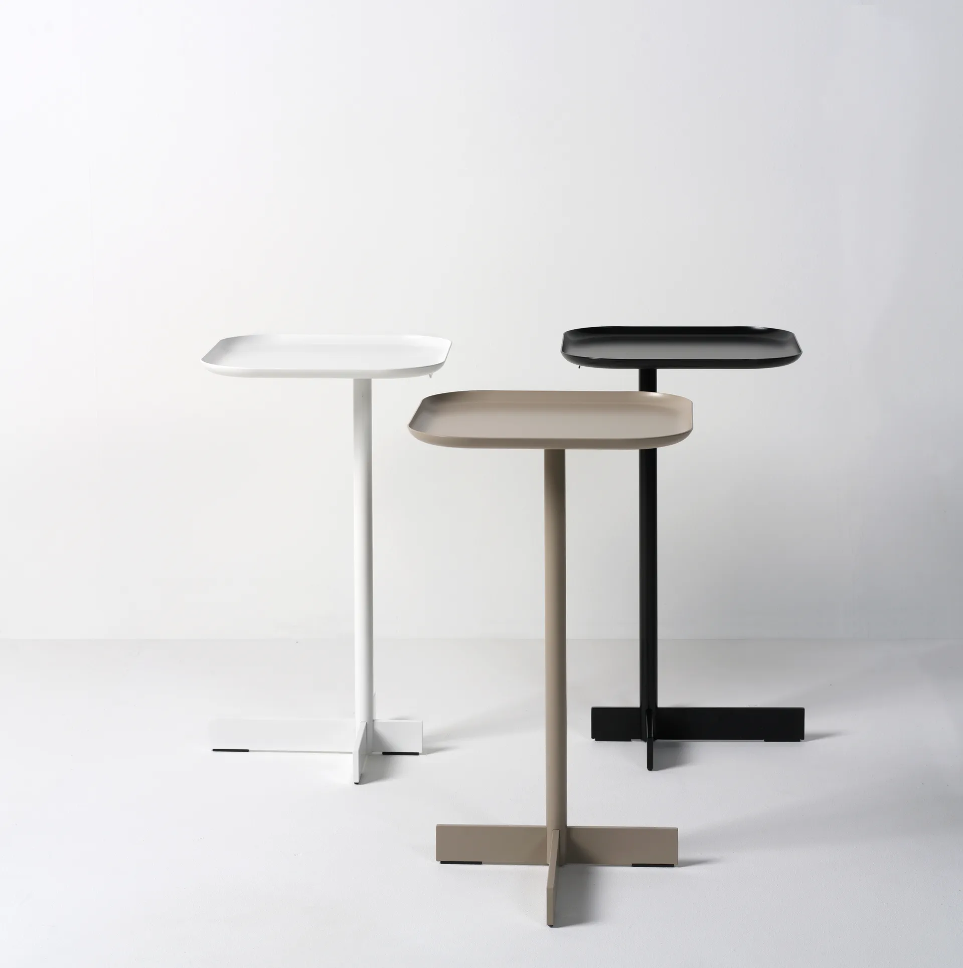 Table d'appoint Ace 38x38 cm, Blanc SMD Design