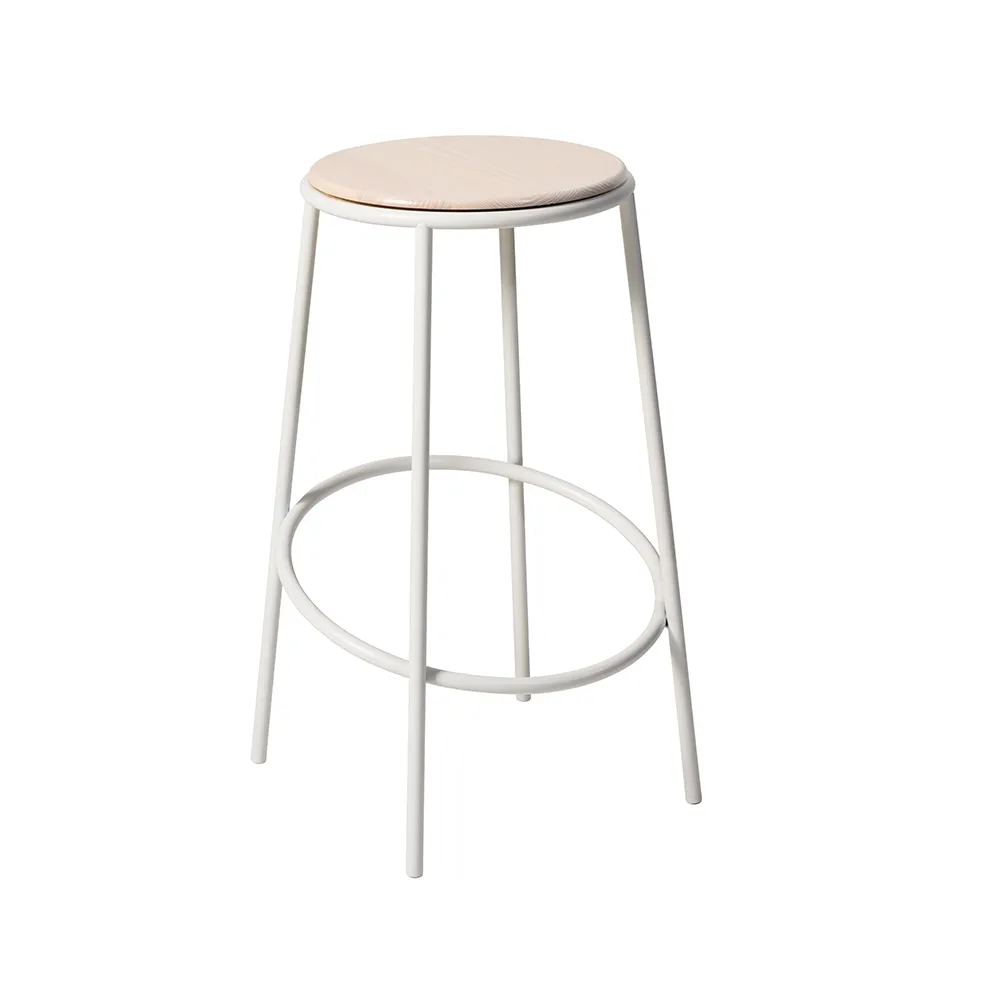 Tabouret de bar Saturnus, frêne, structure blanche SMD Design