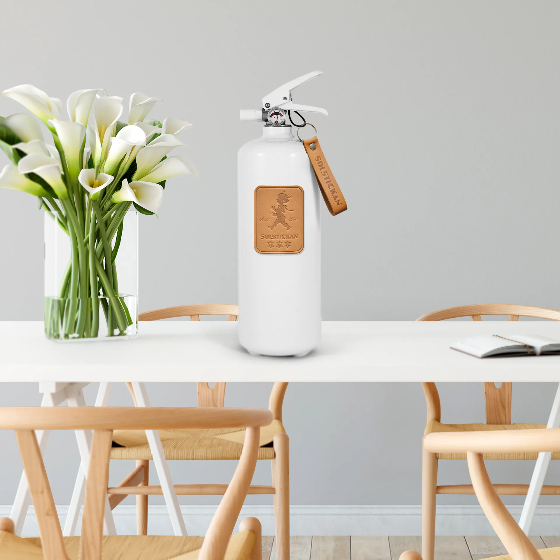 Extincteur Solstickan 2 kg, Cuir marron clair Solstickan Design