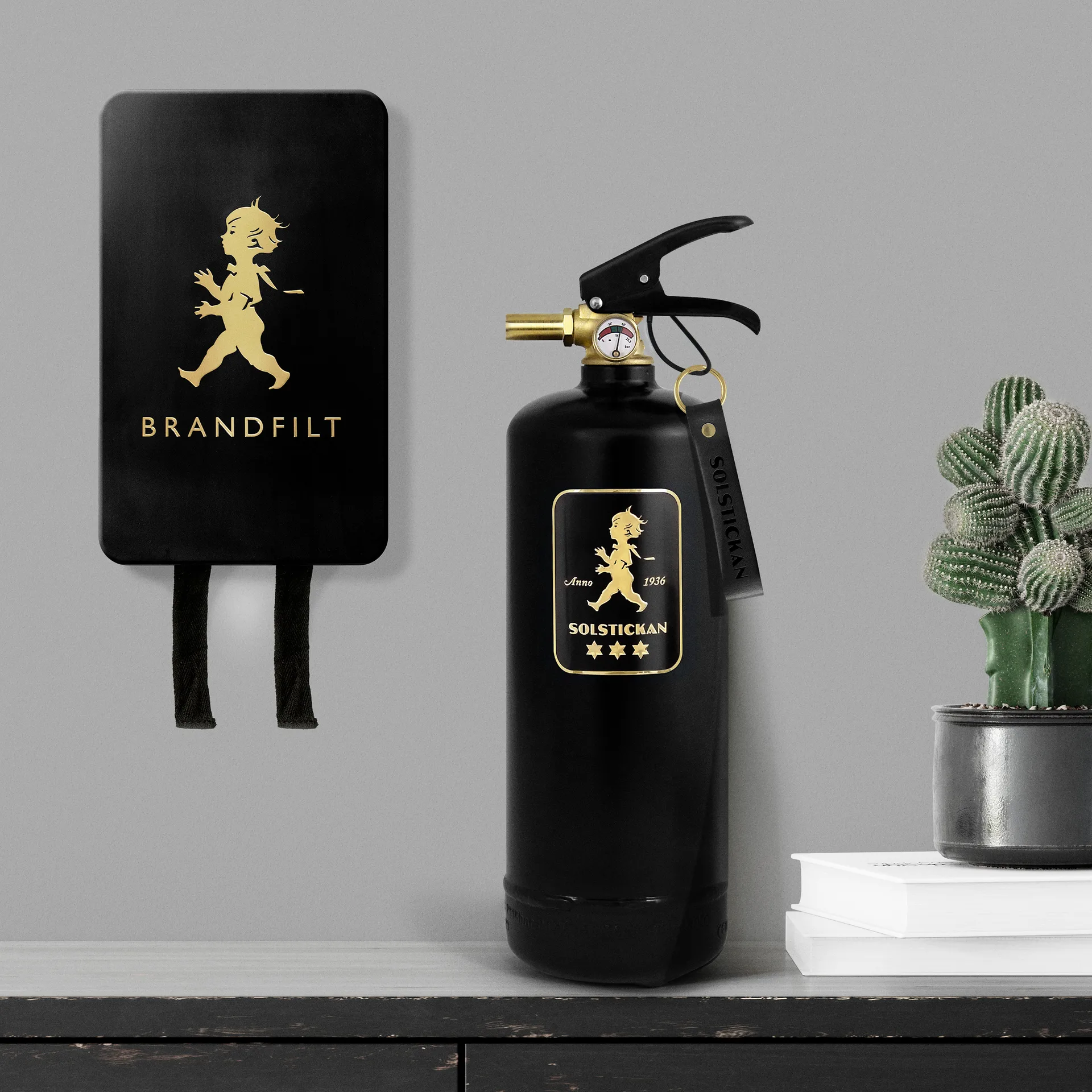 Extincteur Solstickan 2 kg, Noir-or Solstickan Design