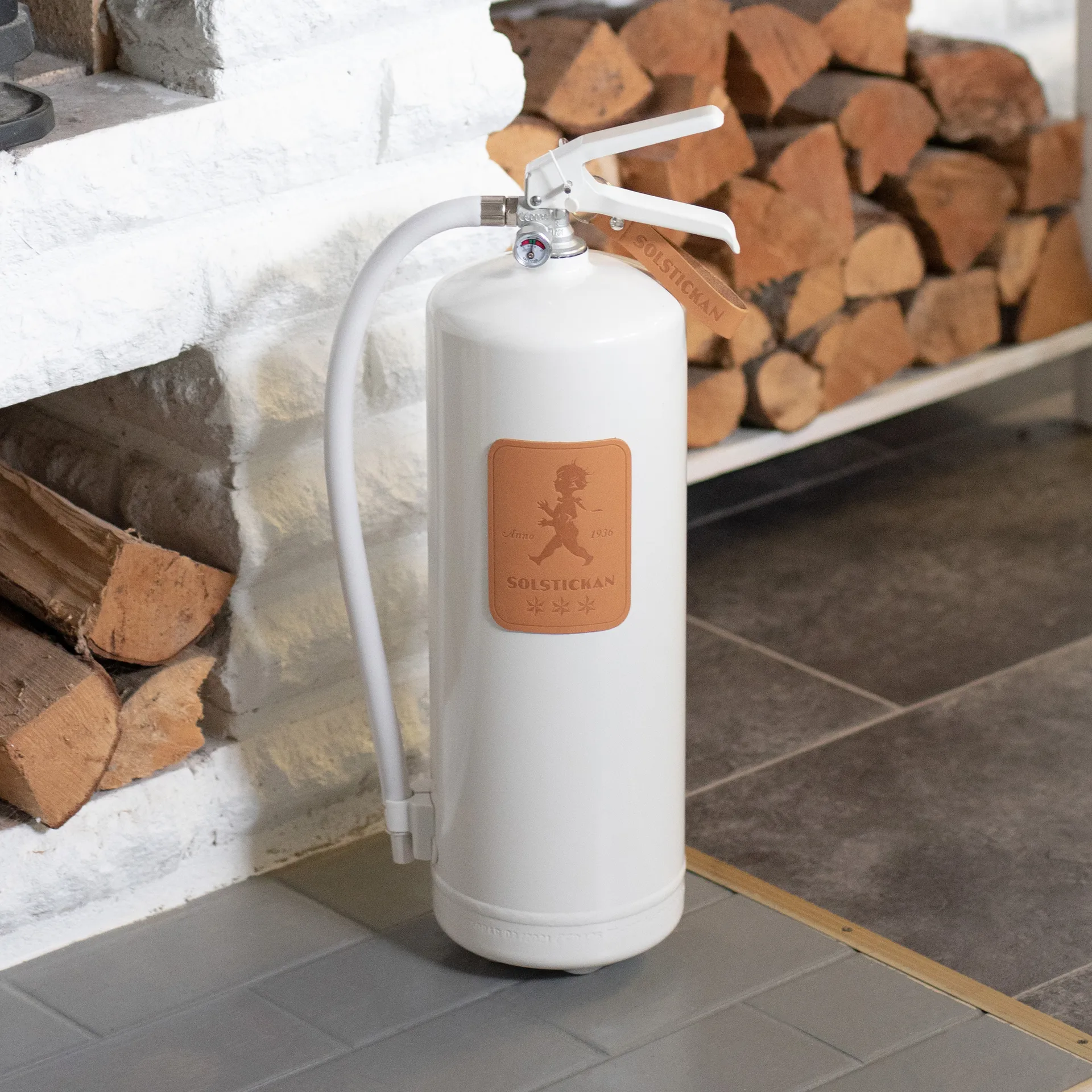 Extincteur Solstickan 6 kg, Cuir blanc-clair Solstickan Design