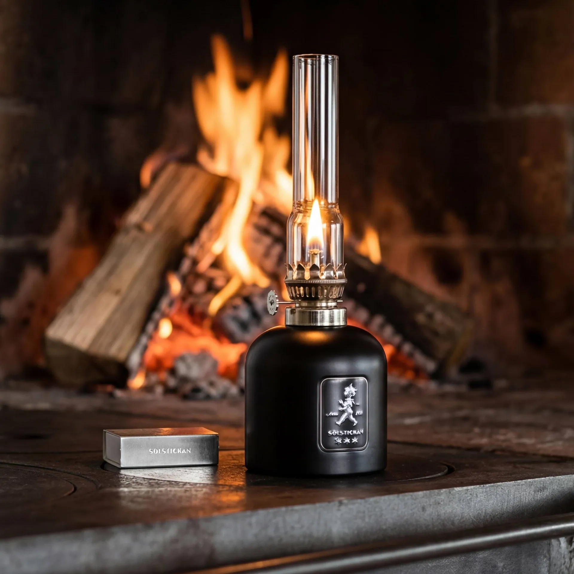 Lampe à pétrole Solstickan, Noir mat, Ø8x24 cm Solstickan Design