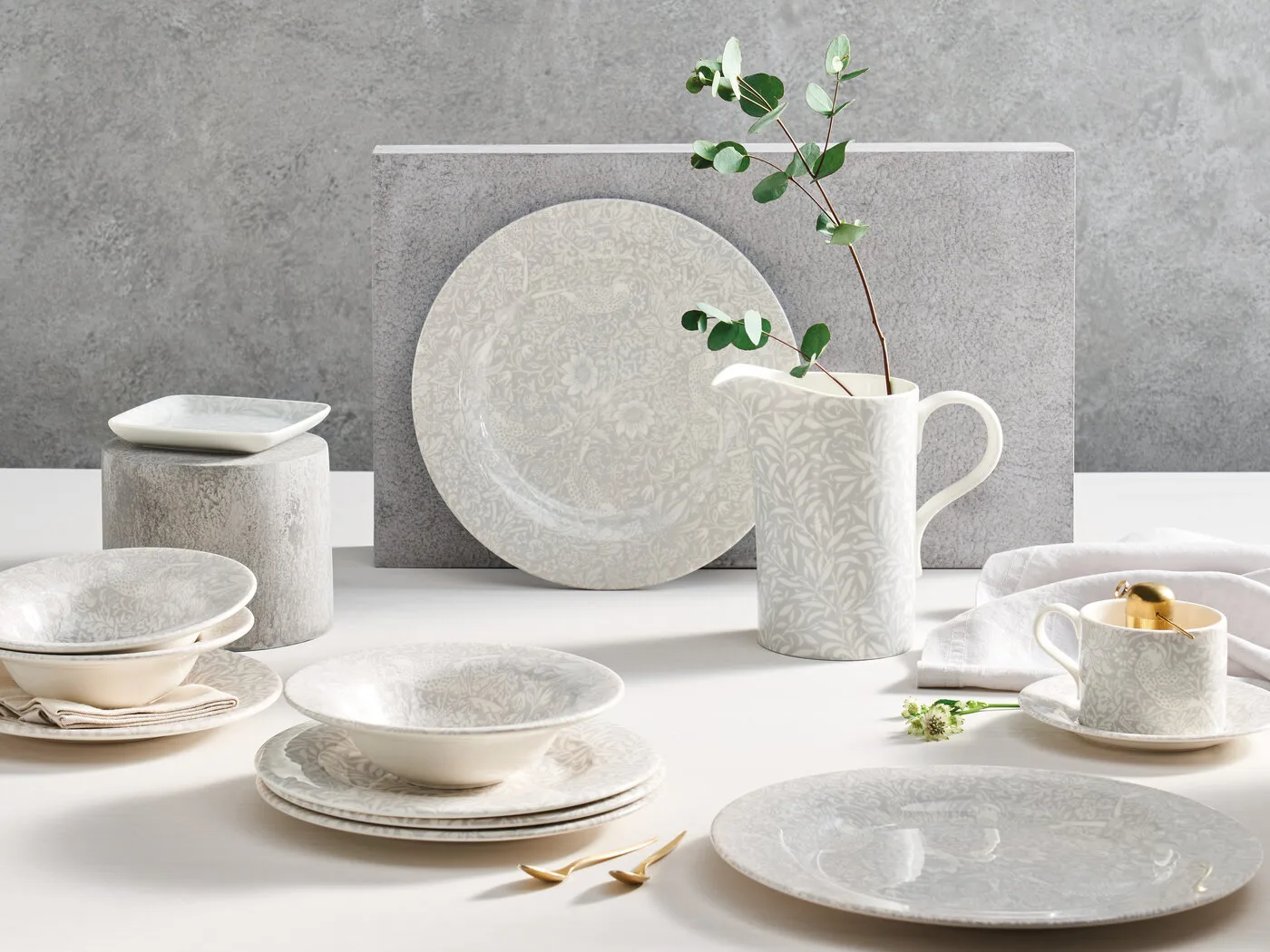 Assiette Strawberry Thief Ø28 cm, Grey Spode