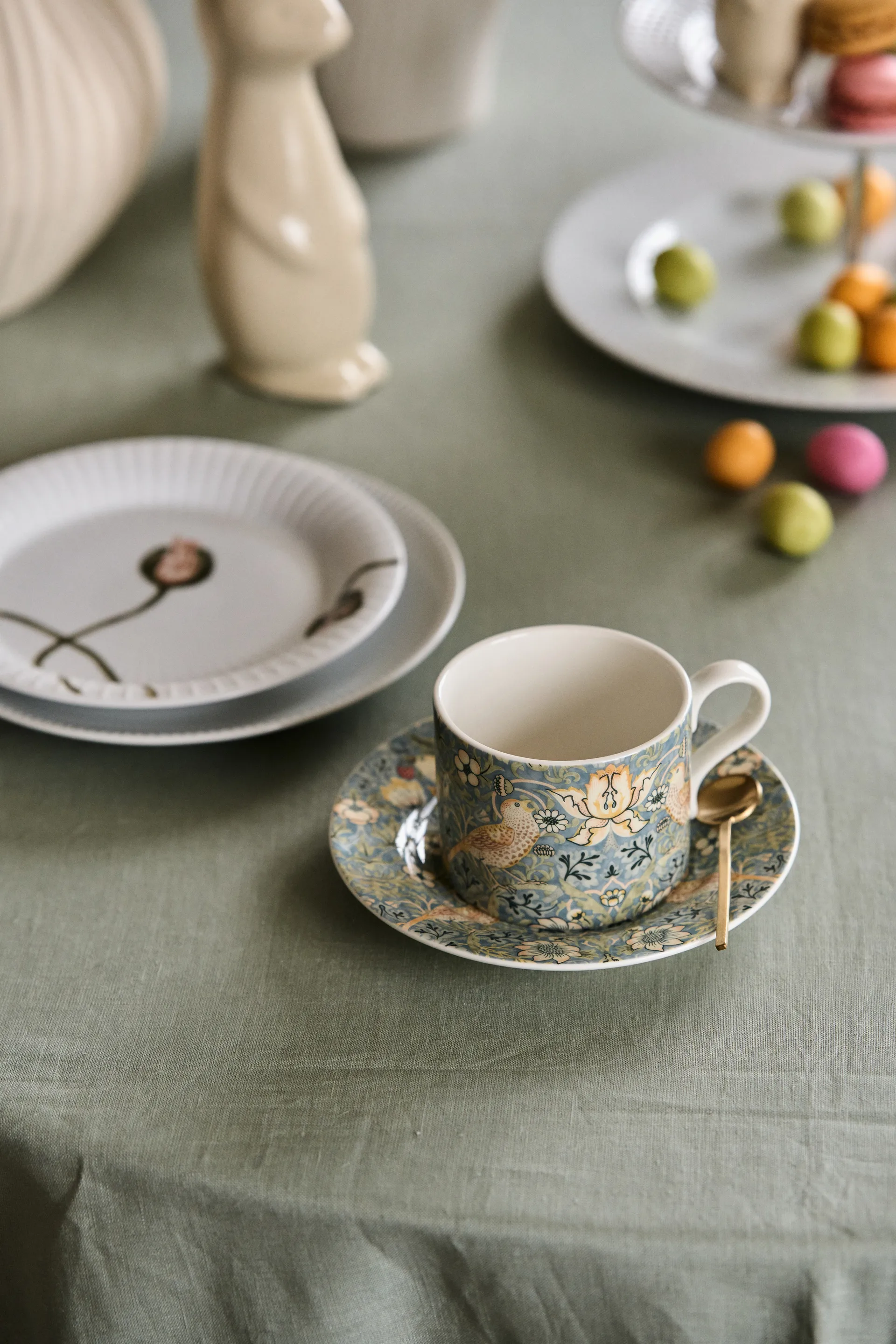 Tasse à thé avec soucoupe Strawberry Thief 28 cl, Multi Spode